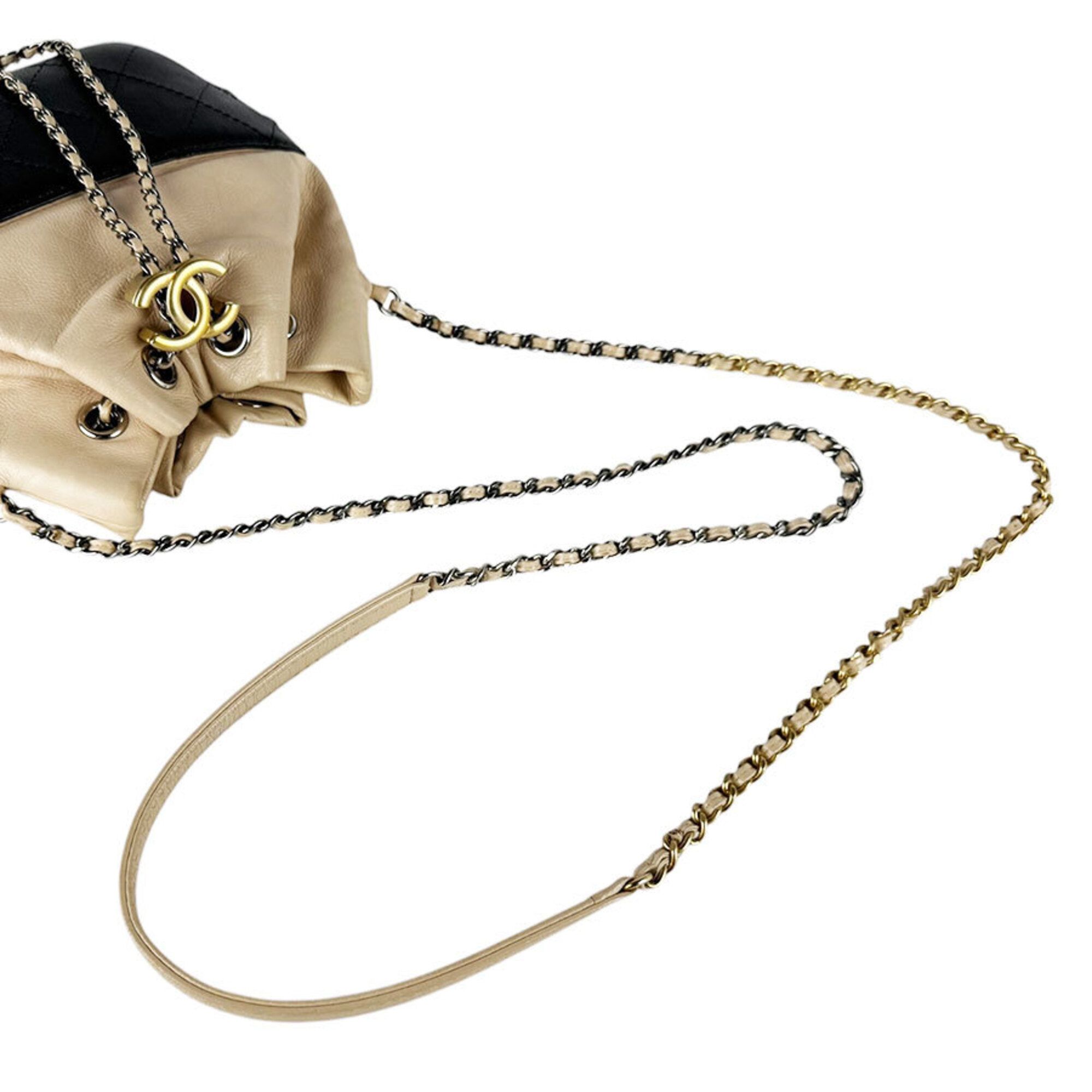 Leather Shoulder Bag (Pre-Owned) - Chanel - Modalova