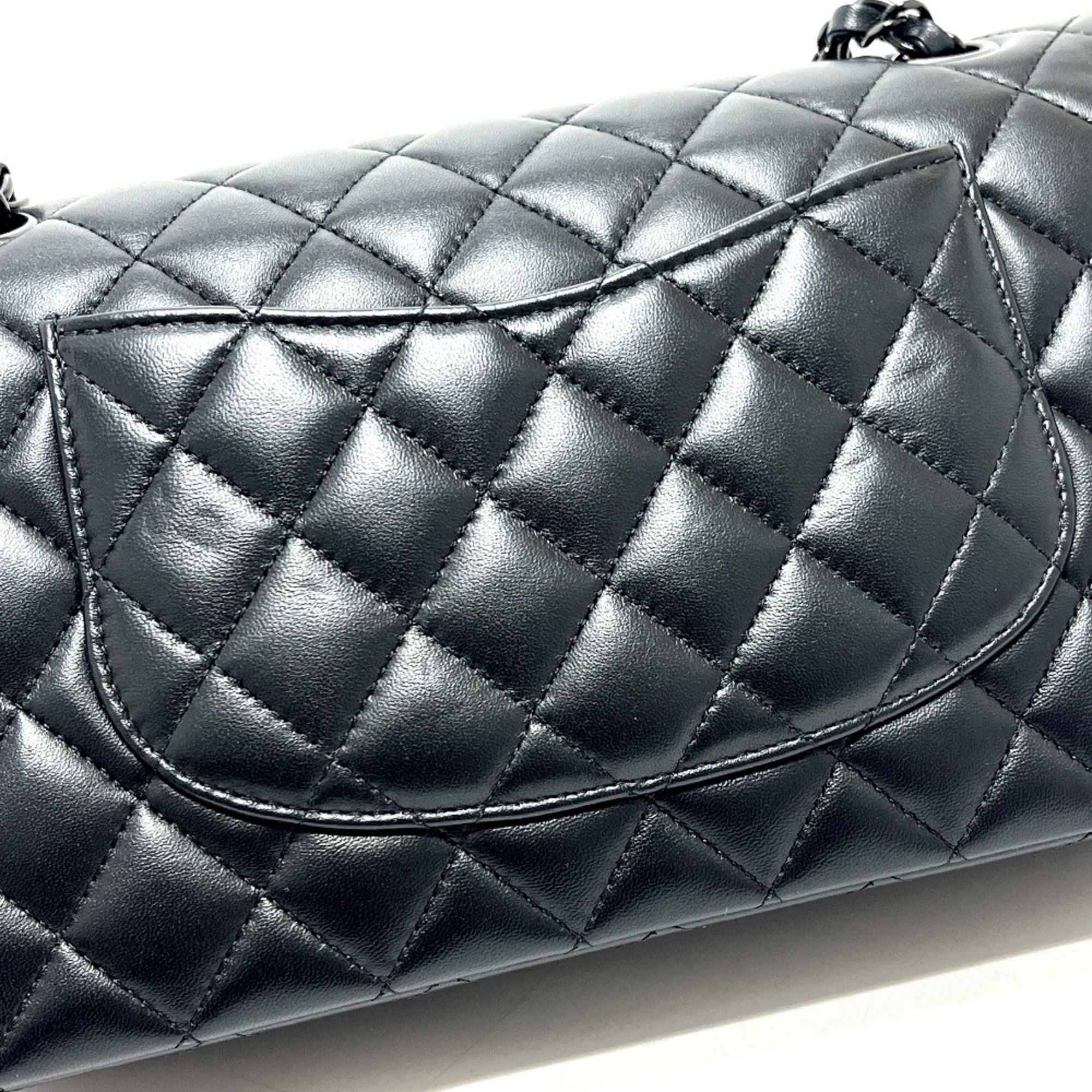 Leather Shoulder Bag (Pre-Owned) - Chanel - Modalova