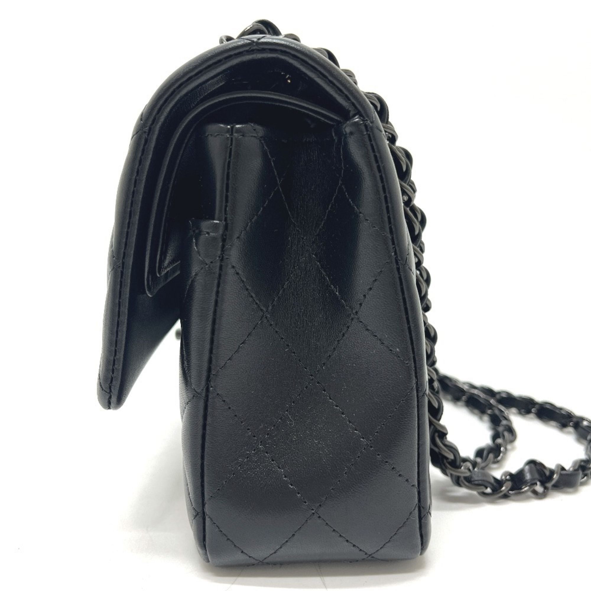 Leather Shoulder Bag (Pre-Owned) - Chanel - Modalova