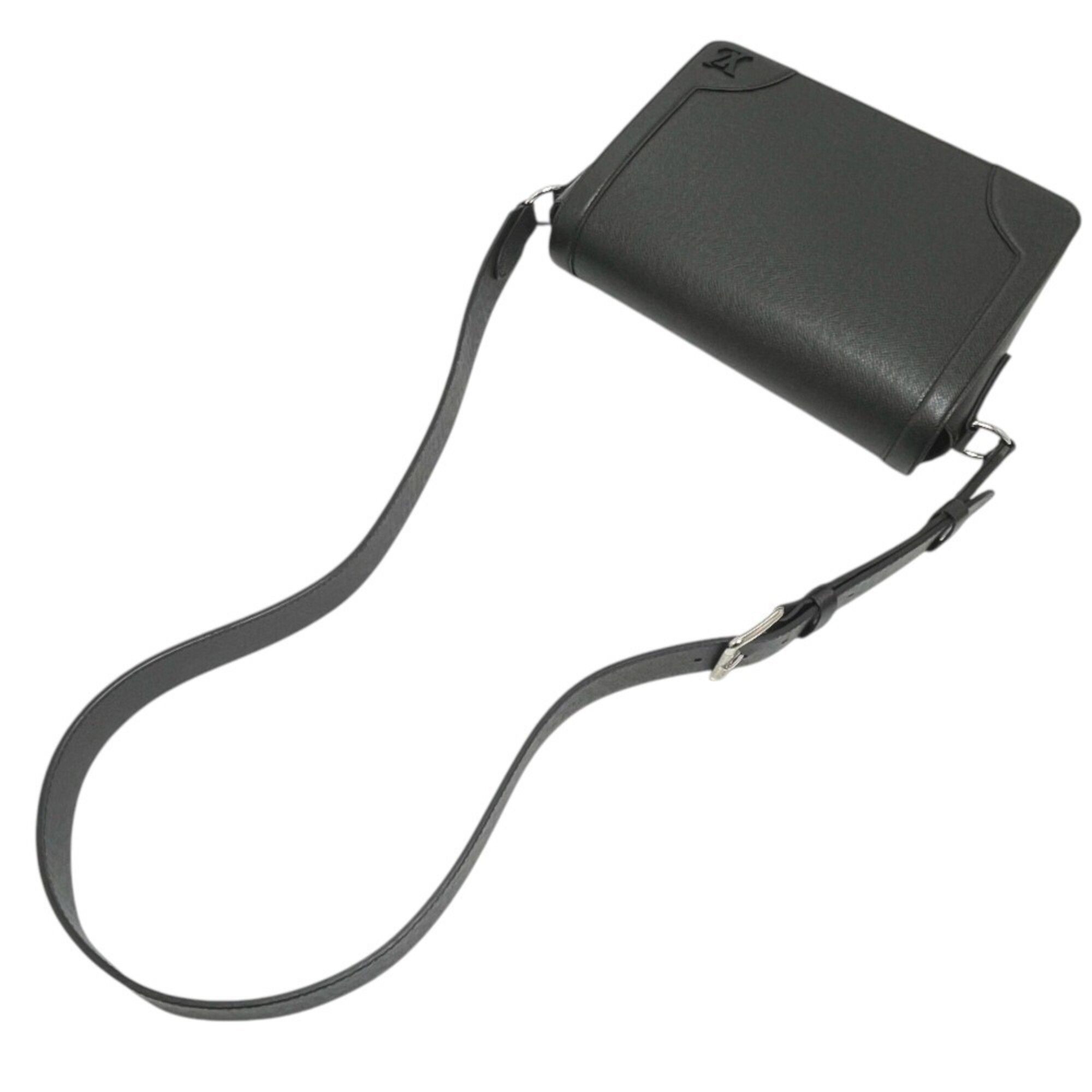 Taiga Leather Pochette Shoulder Bag (Pre-Owned) - Louis Vuitton - Modalova