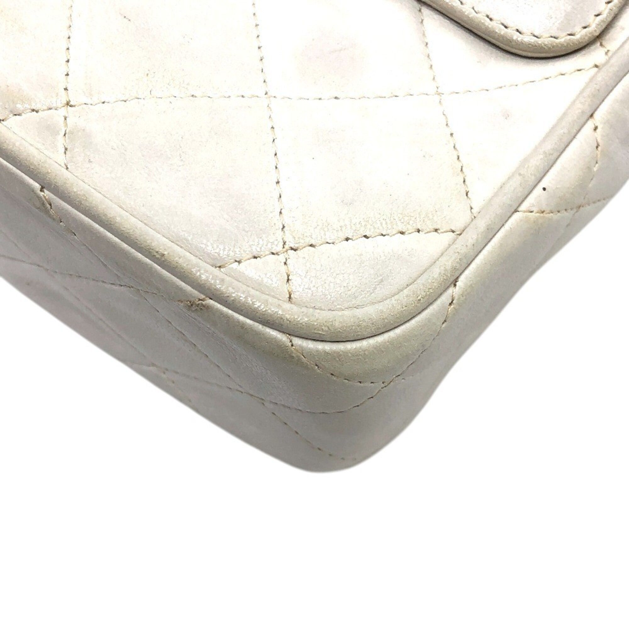 Leather Pochette Shoulder Bag (Pre-Owned) - Chanel - Modalova