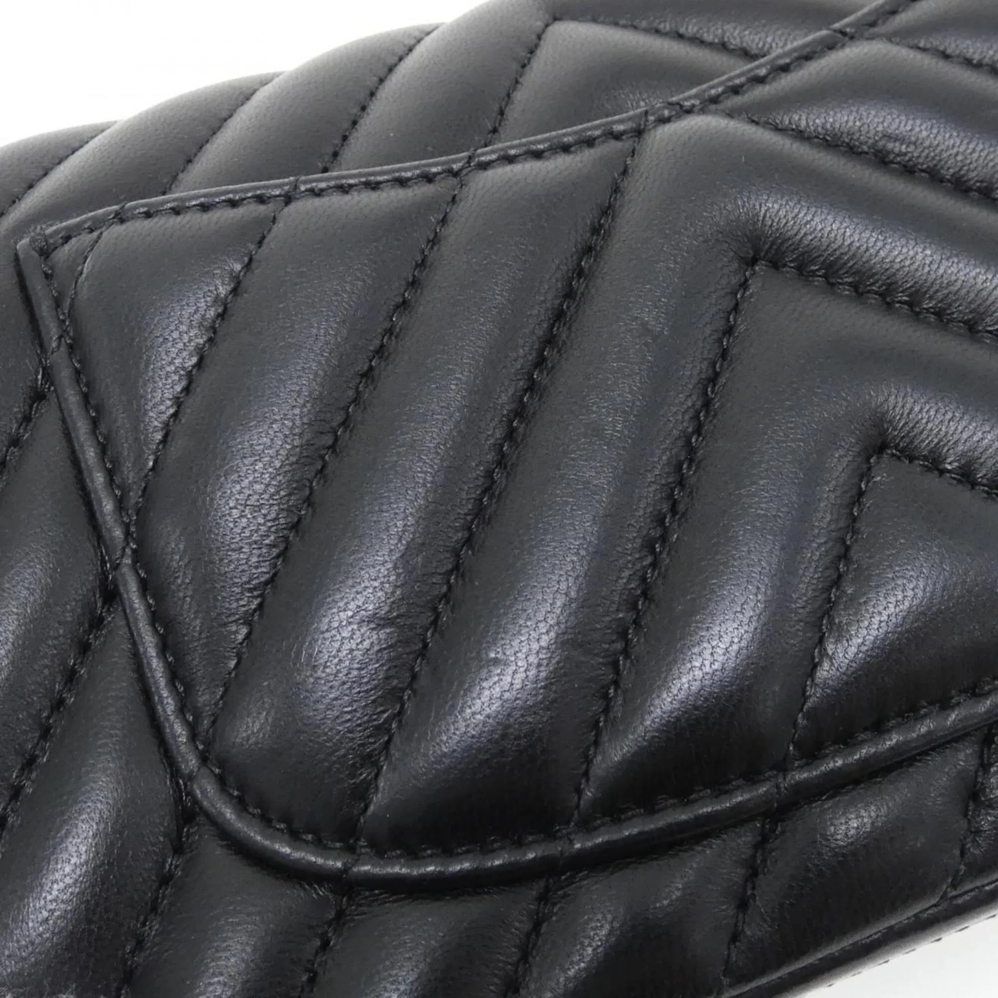 Leather Shoulder Bag (Pre-Owned) - Chanel - Modalova