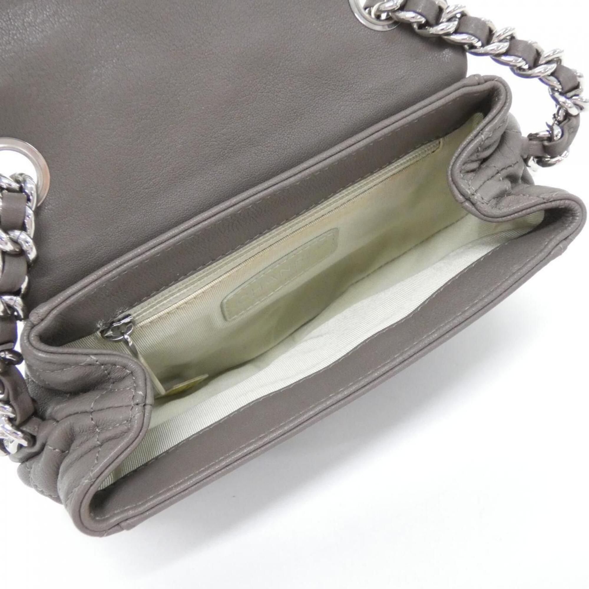 Leather Shoulder Bag (Pre-Owned) - Chanel - Modalova