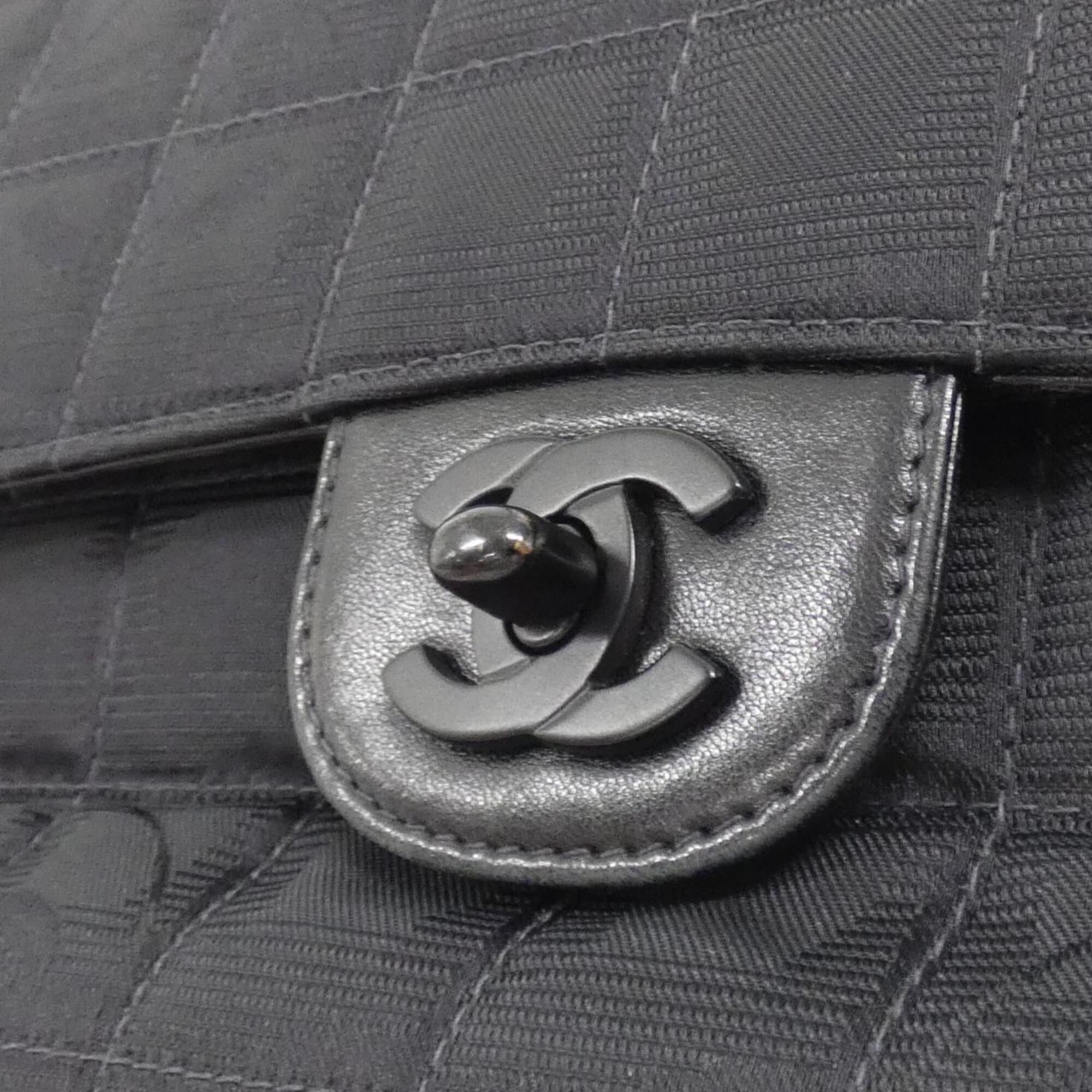 Nylon Shoulder Bag (Pre-Owned) - Chanel - Modalova