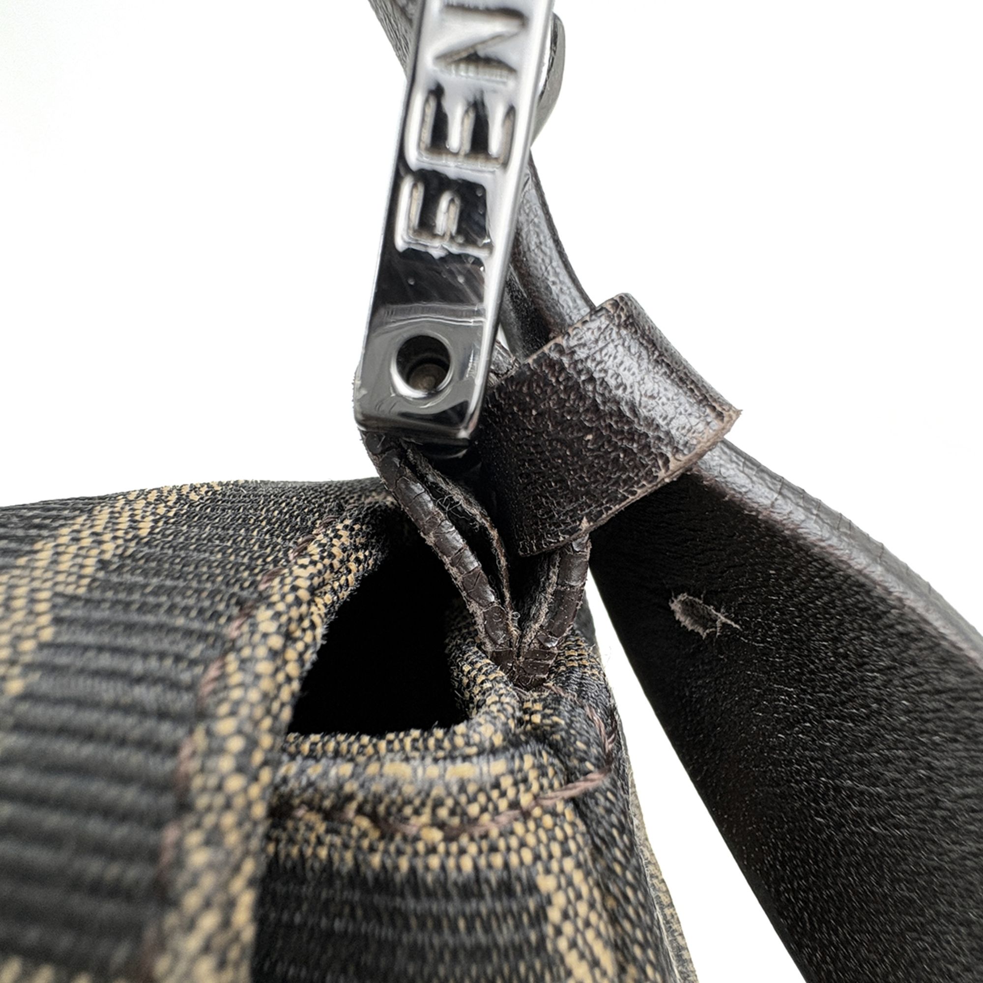 Zucca Canvas Leather Shoulder Bag (Pre-Owned) - Fendi - Modalova