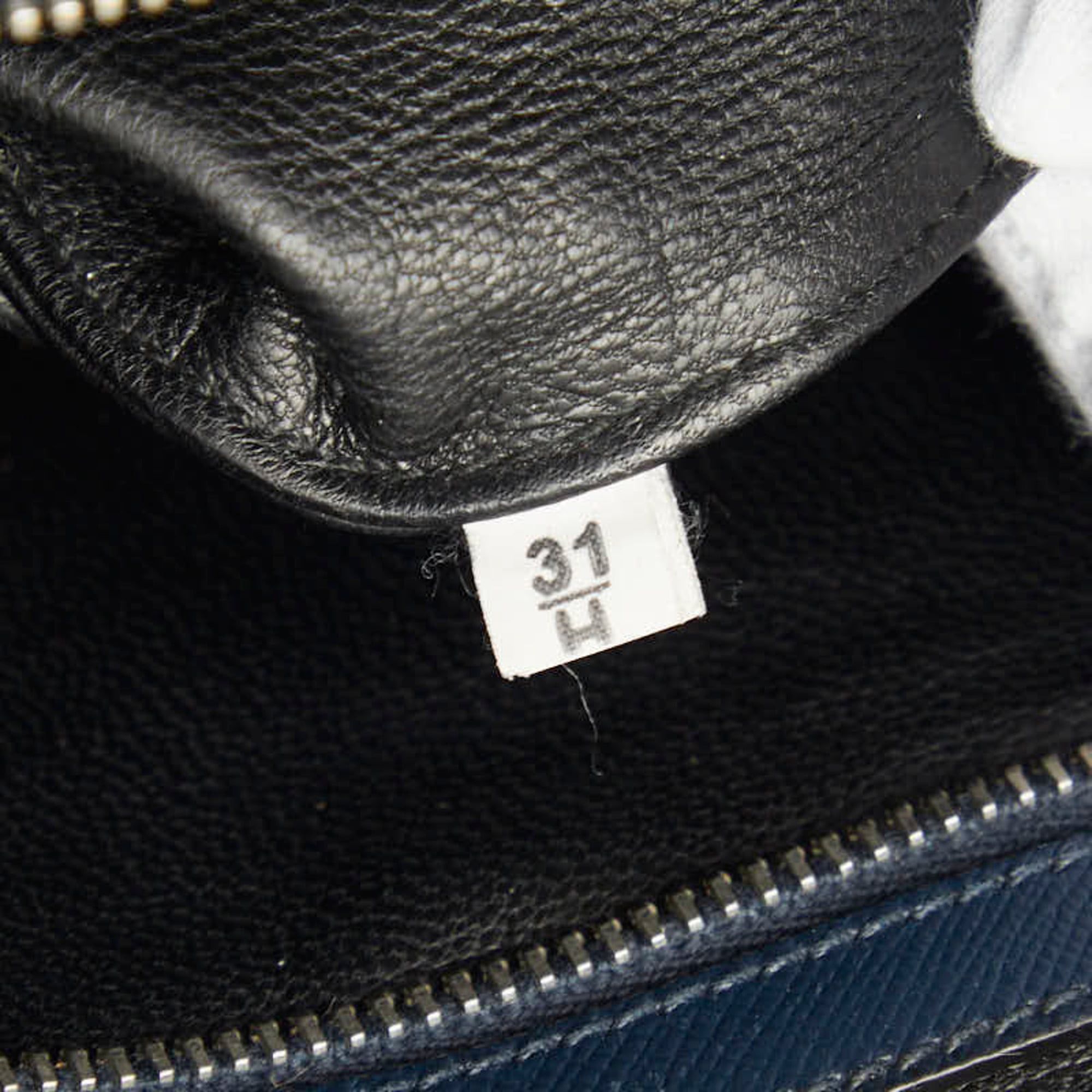 Saffiano Triangle Leather Briefcase (Pre-Owned) - Prada - Modalova