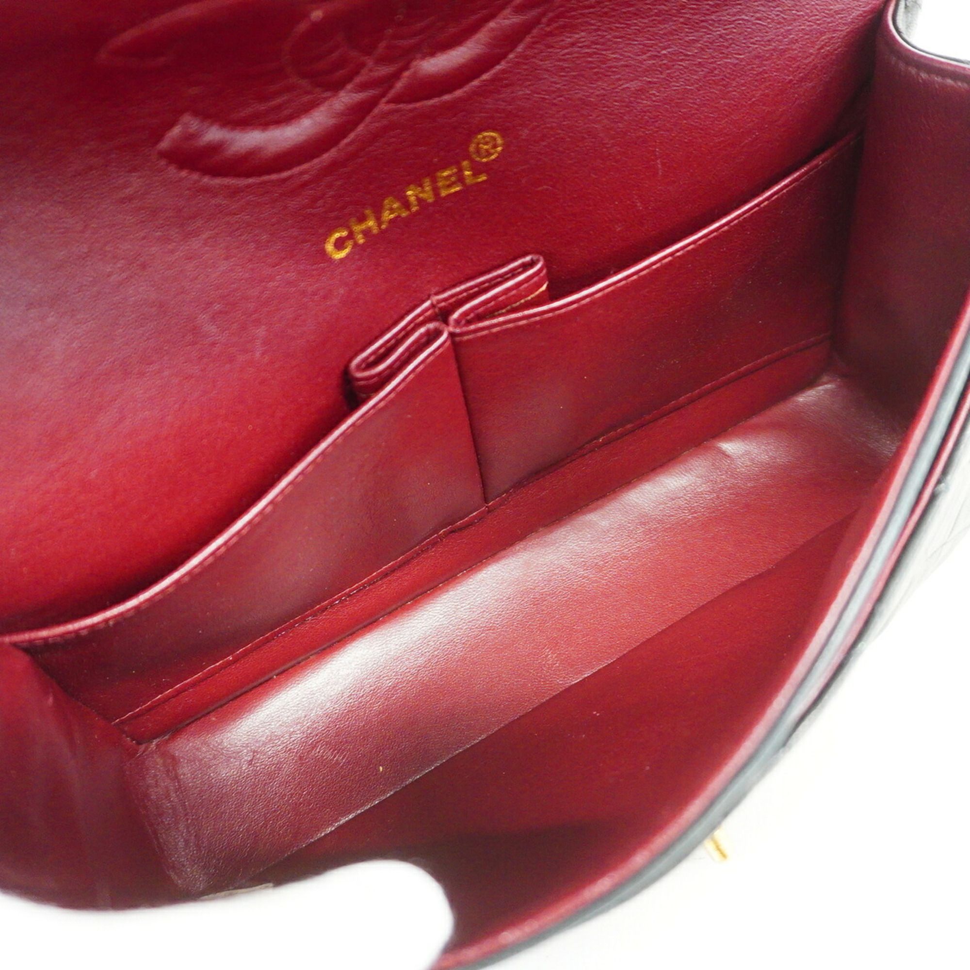 Leather Shoulder Bag (Pre-Owned) - Chanel - Modalova