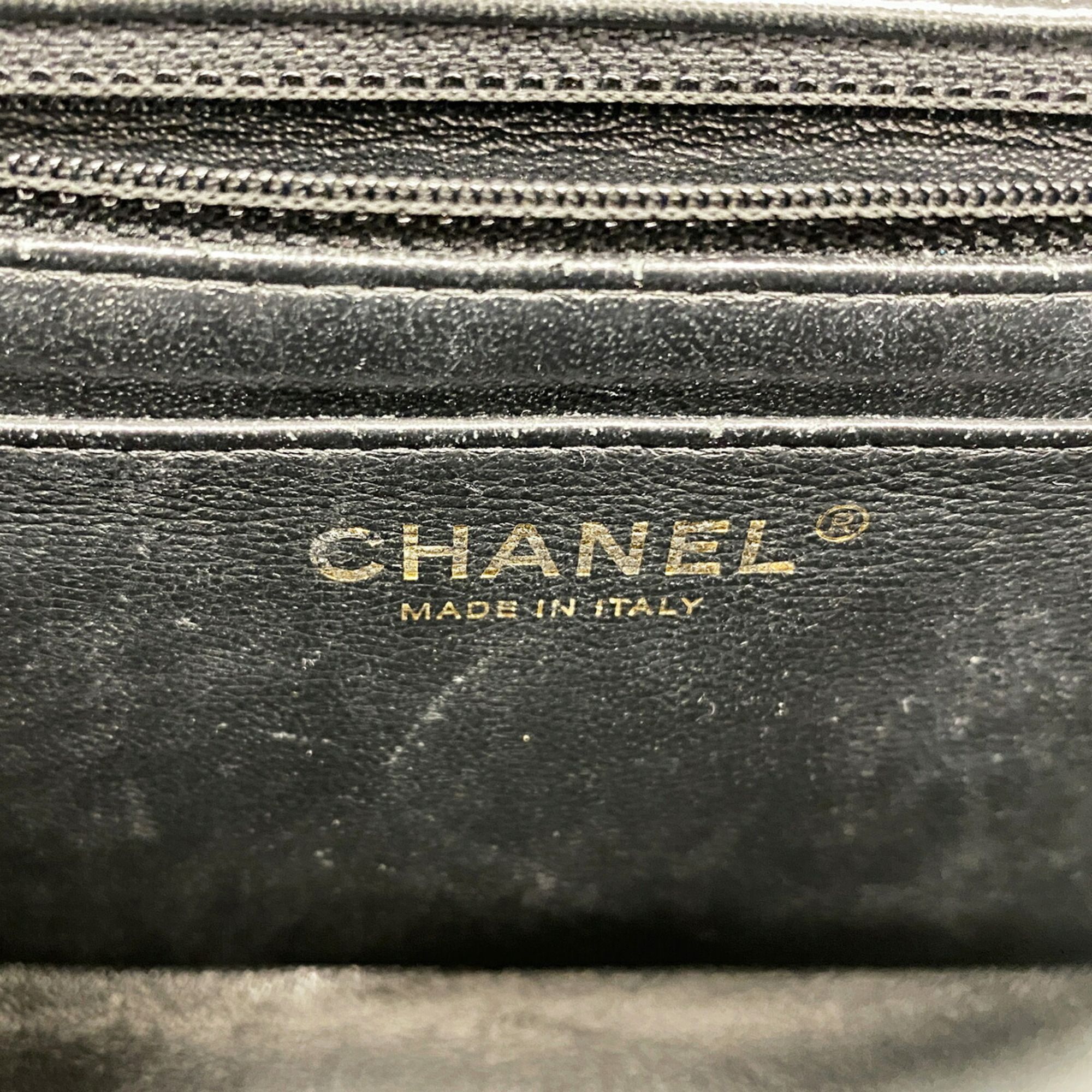 Leather Shoulder Bag (Pre-Owned) - Chanel - Modalova