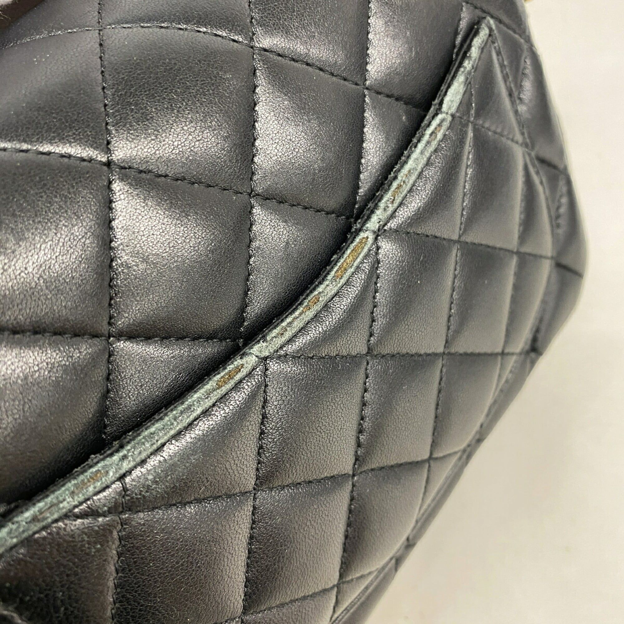 Leather Shoulder Bag (Pre-Owned) - Chanel - Modalova