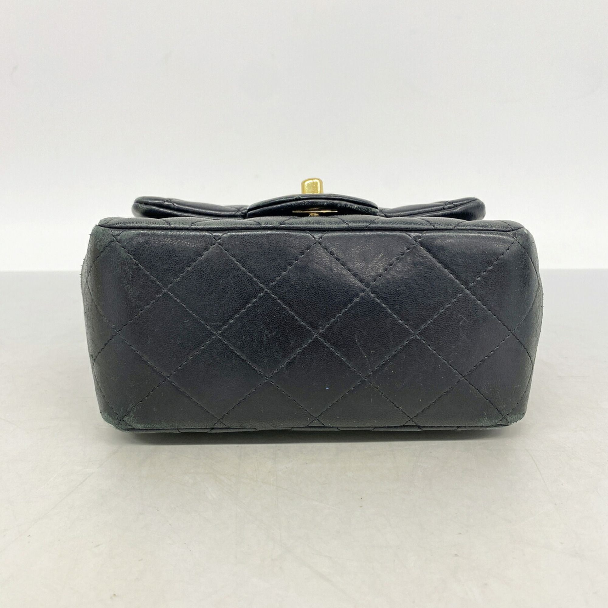 Leather Shoulder Bag (Pre-Owned) - Chanel - Modalova