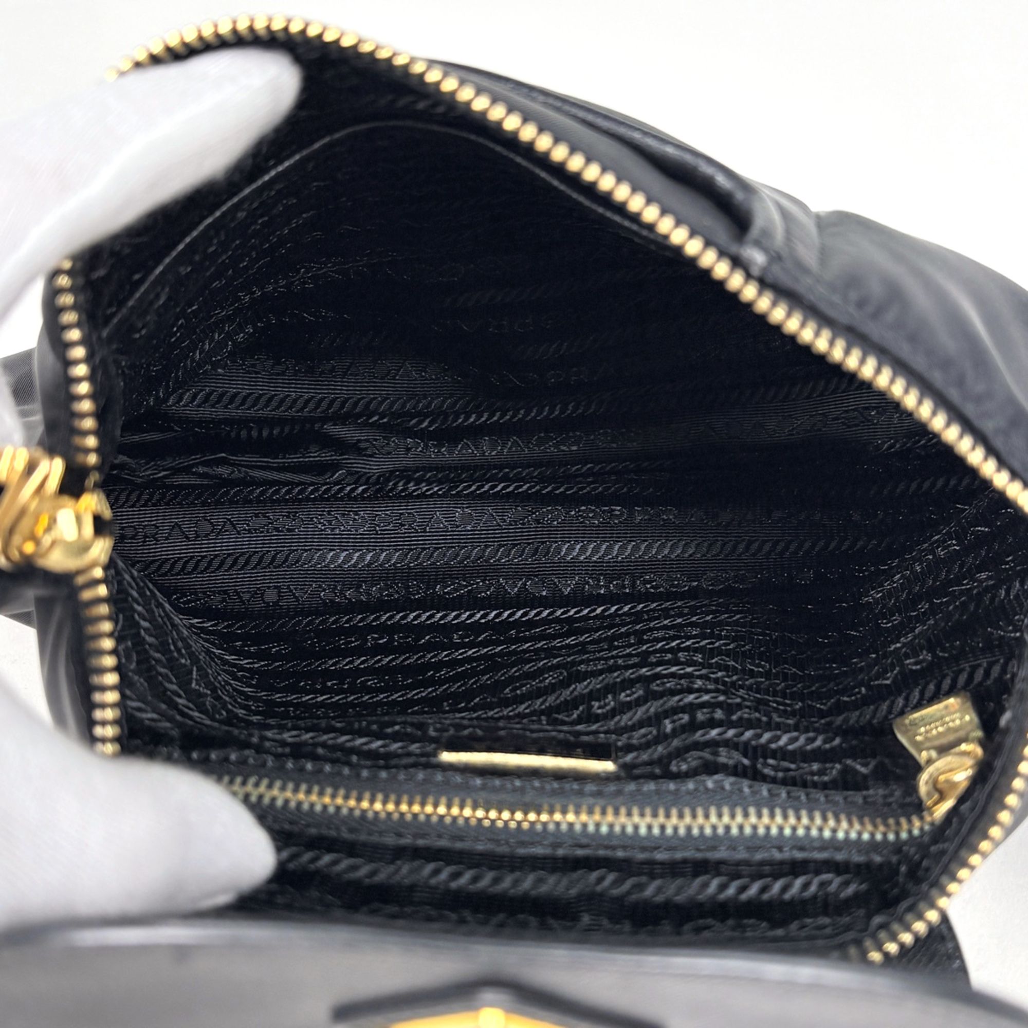 Nylon Leather Shoulder Bag (Pre-Owned) - Prada - Modalova