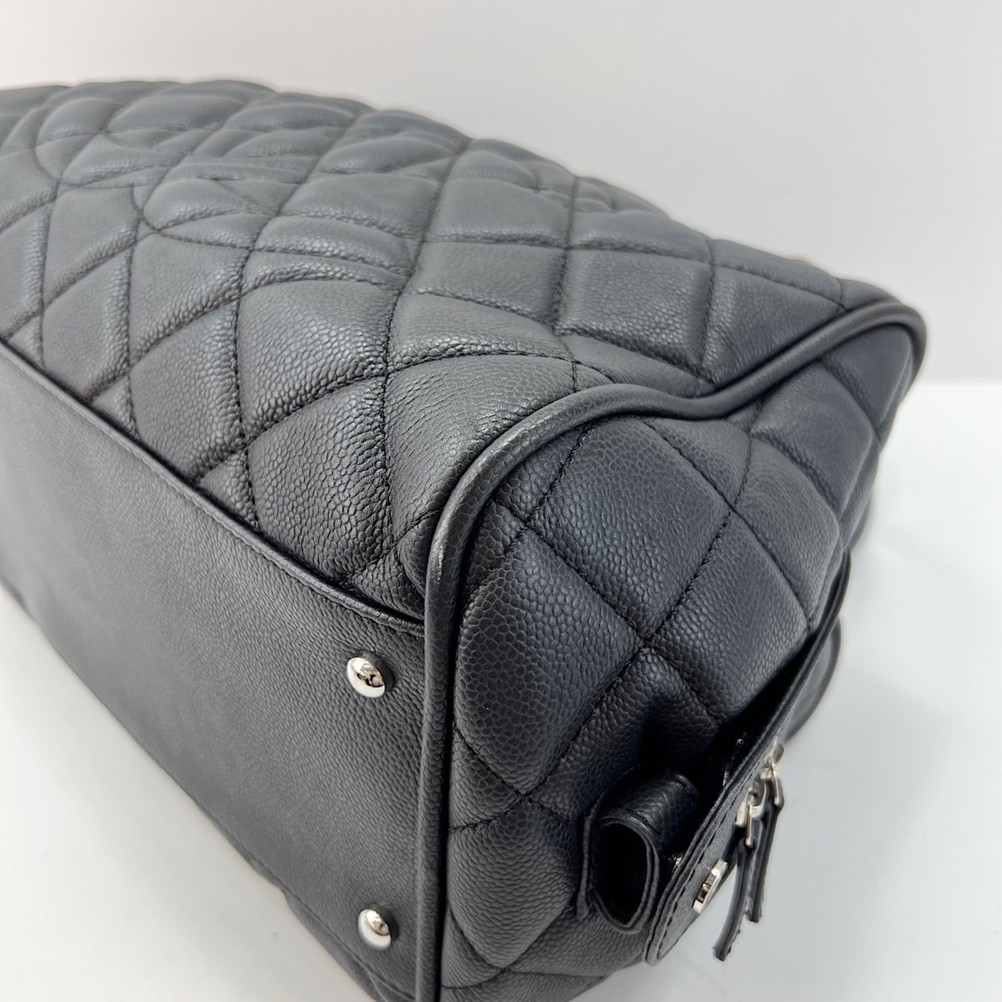 Matelasse Handbag (Pre-Owned) - Chanel - Modalova