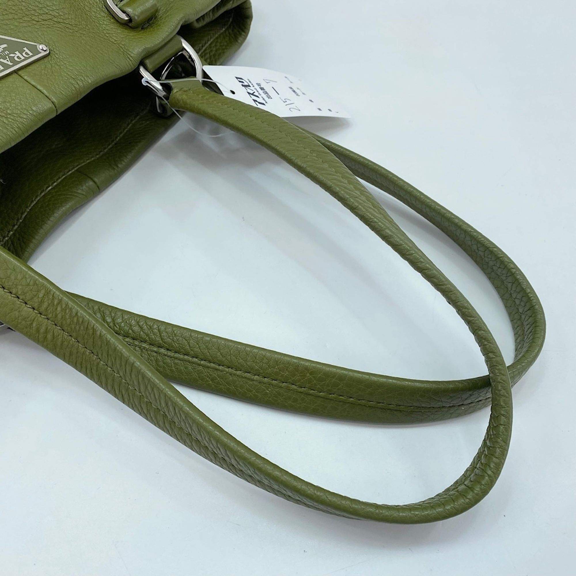 Prada Green Handbag (Pre-Owned) - Prada - Modalova