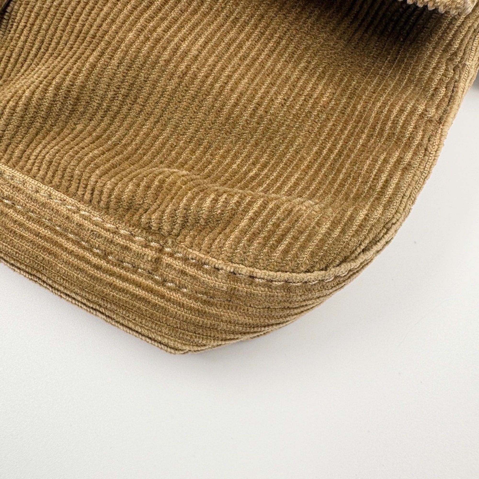Fendi Khaki Handbag (Pre-Owned) - Fendi - Modalova