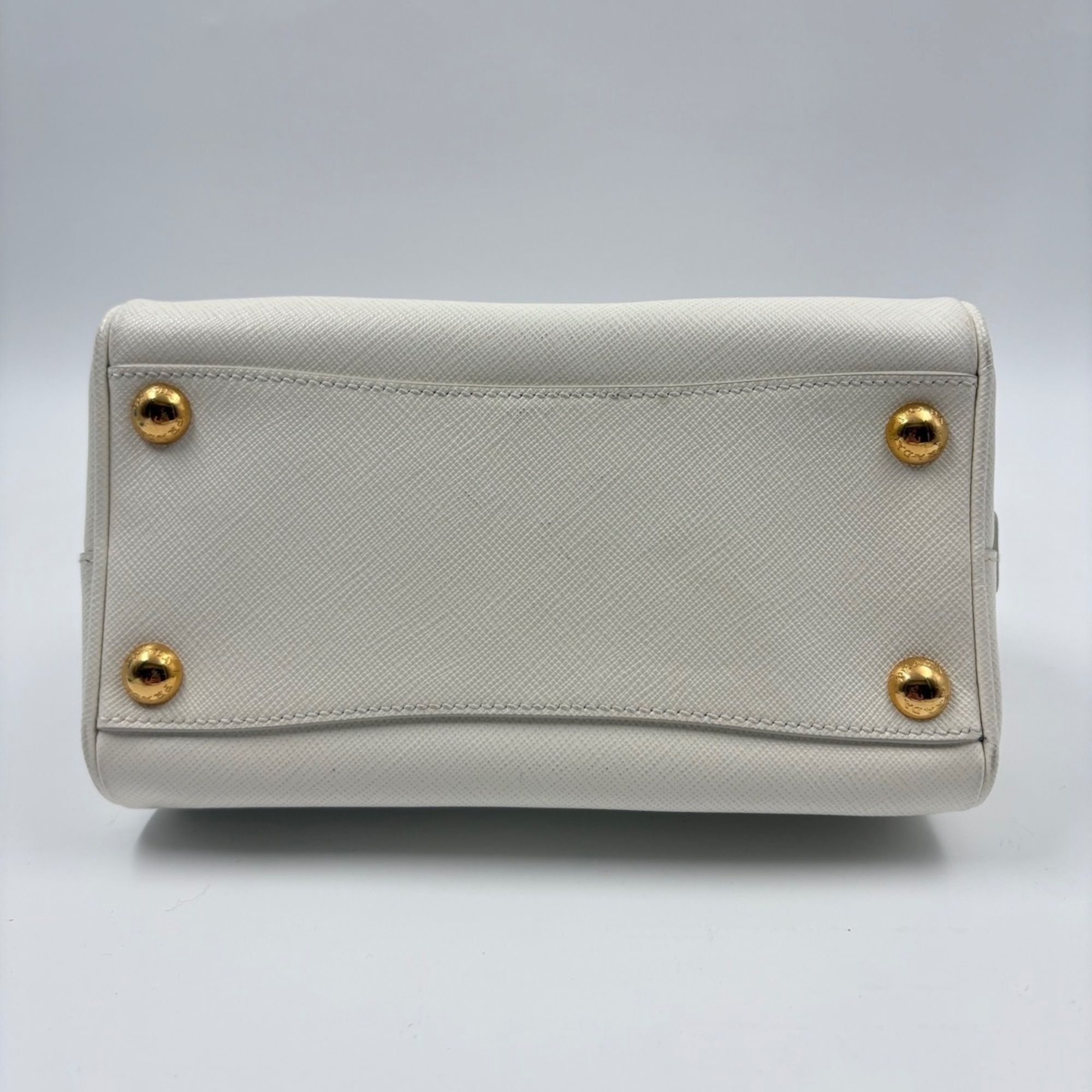 Prada White Handbag (Pre-Owned) - Prada - Modalova