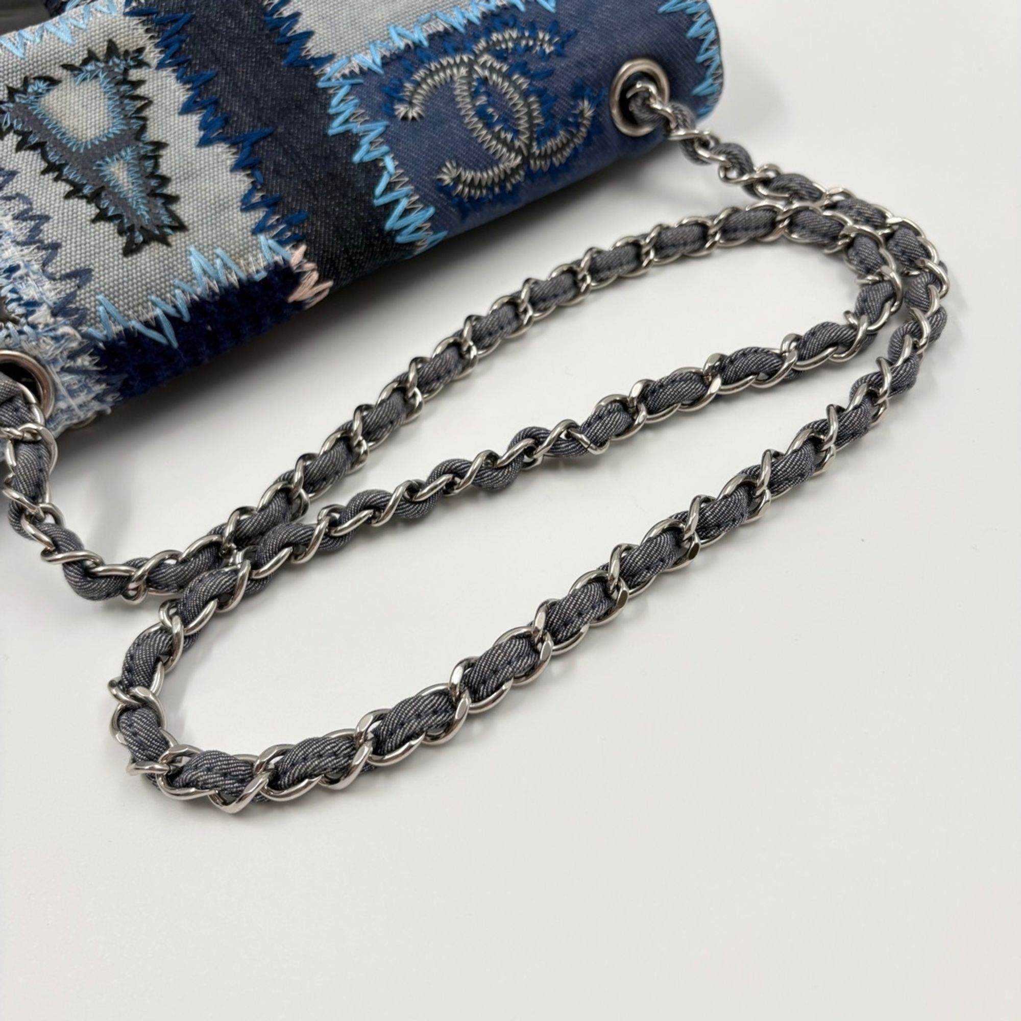 Matelasse Shoulder Bag (Pre-Owned) - Chanel - Modalova