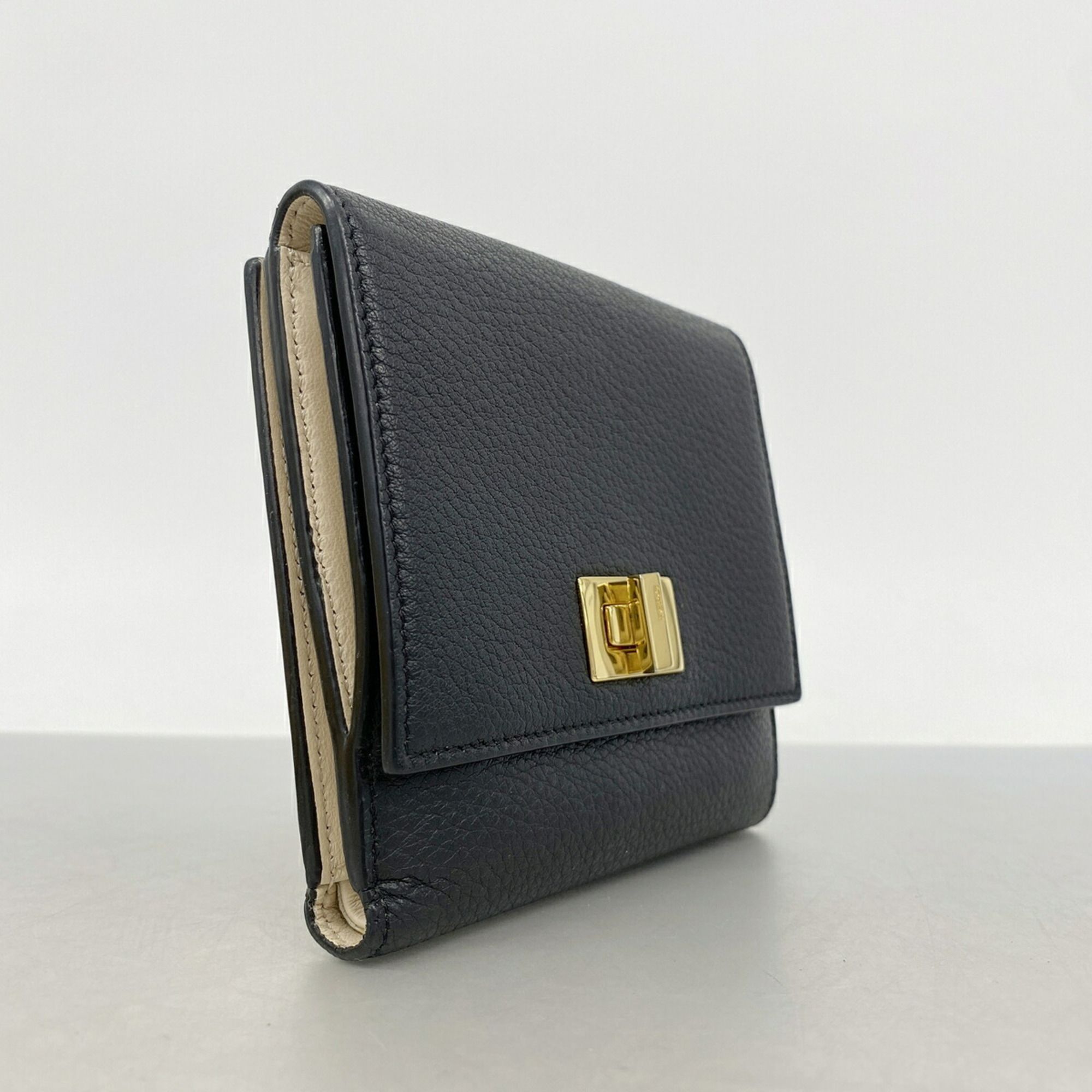 Leather Wallet (Tri-Fold) (Pre-Owned) - Fendi - Modalova