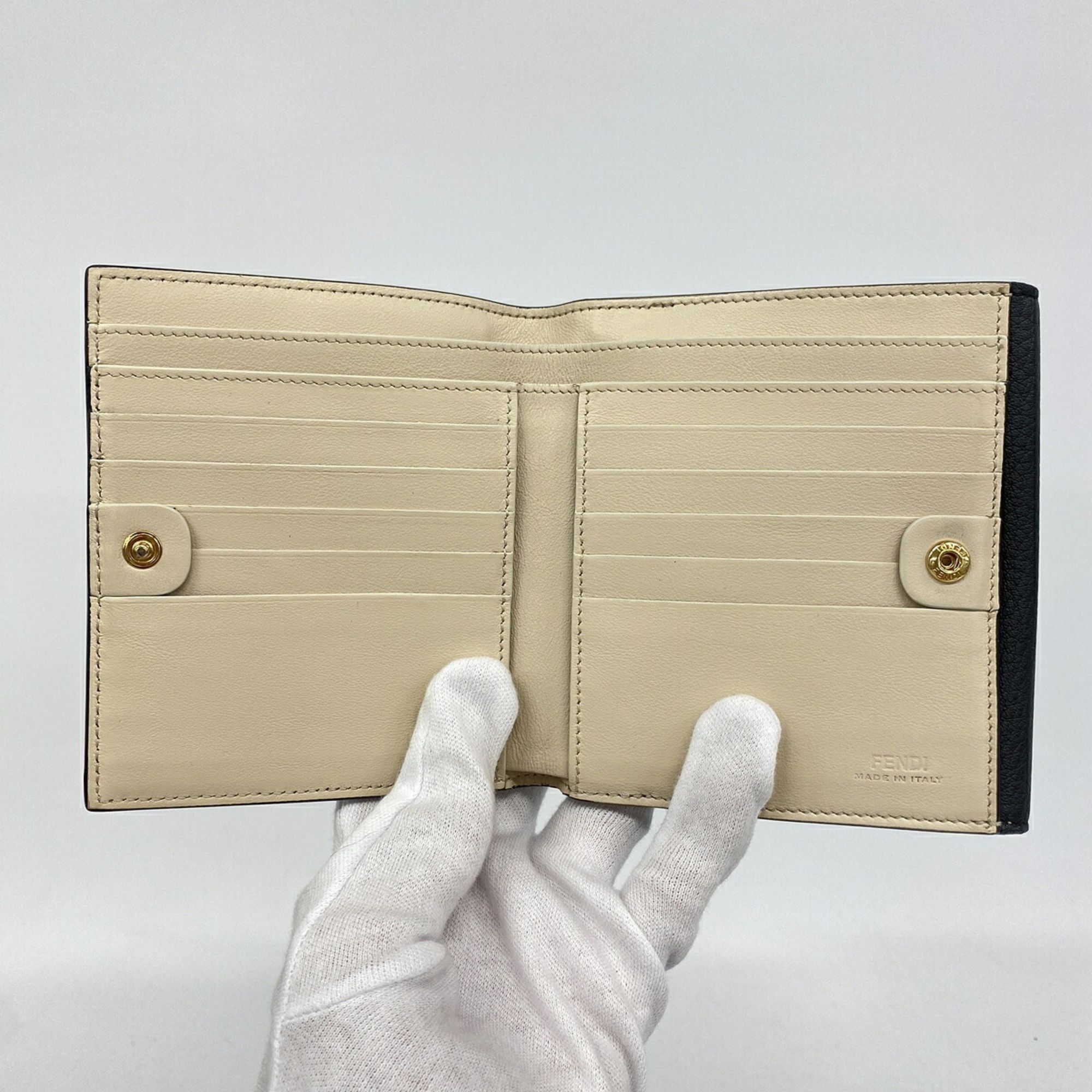 Leather Wallet (Tri-Fold) (Pre-Owned) - Fendi - Modalova