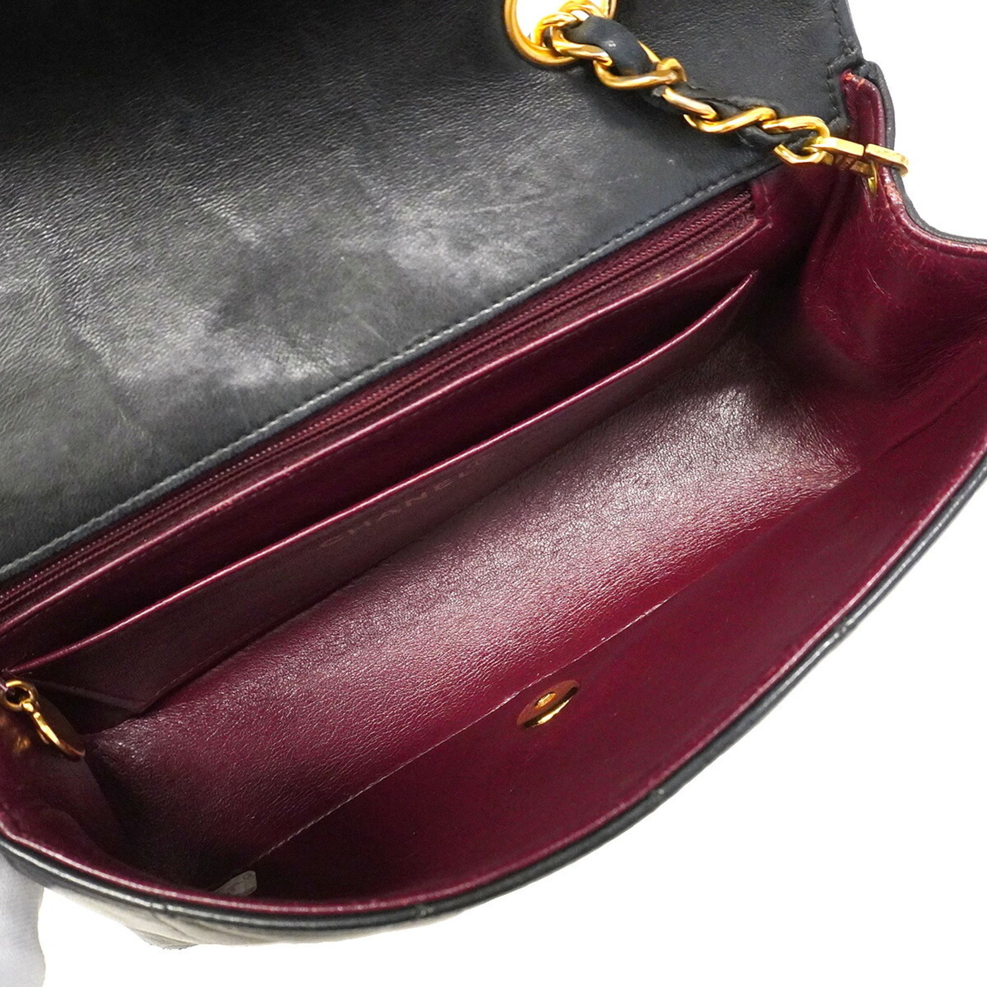 Leather Shoulder Bag (Pre-Owned) - Chanel - Modalova