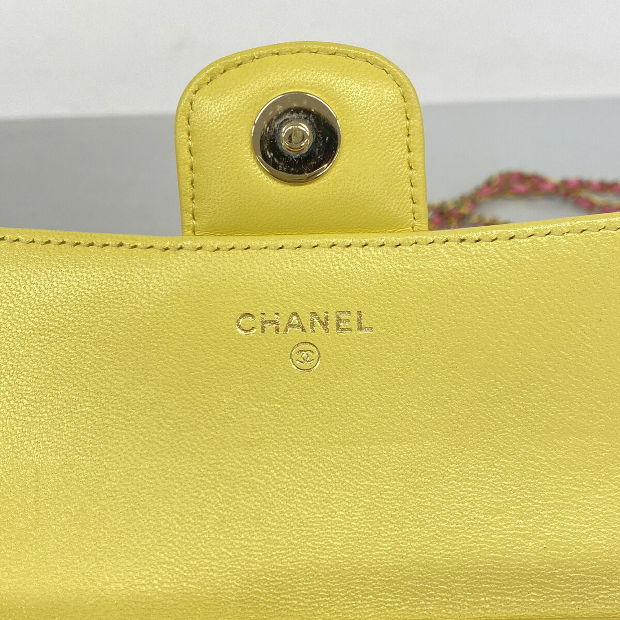 Leather Shoulder Bag (Pre-Owned) - Chanel - Modalova