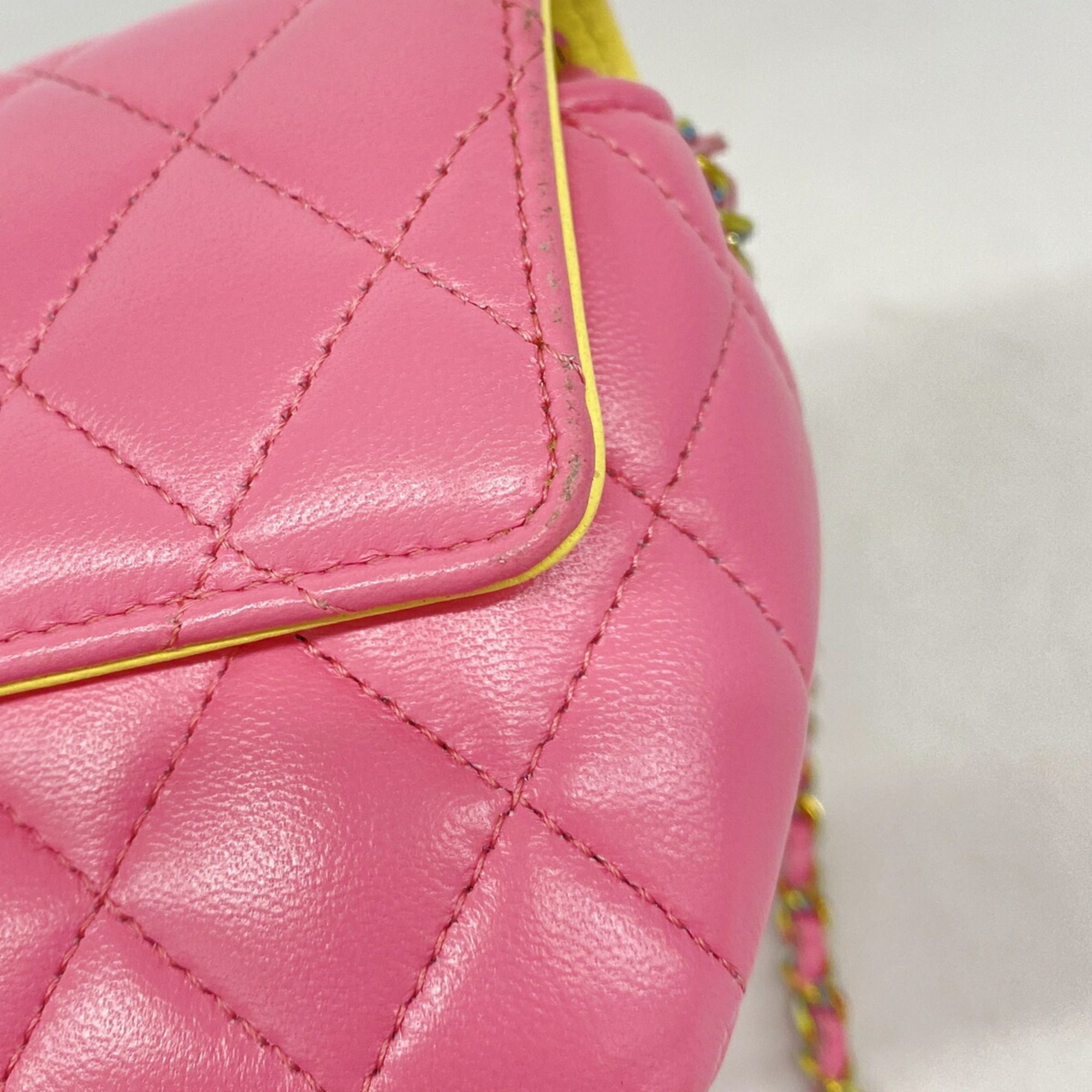 Leather Shoulder Bag (Pre-Owned) - Chanel - Modalova