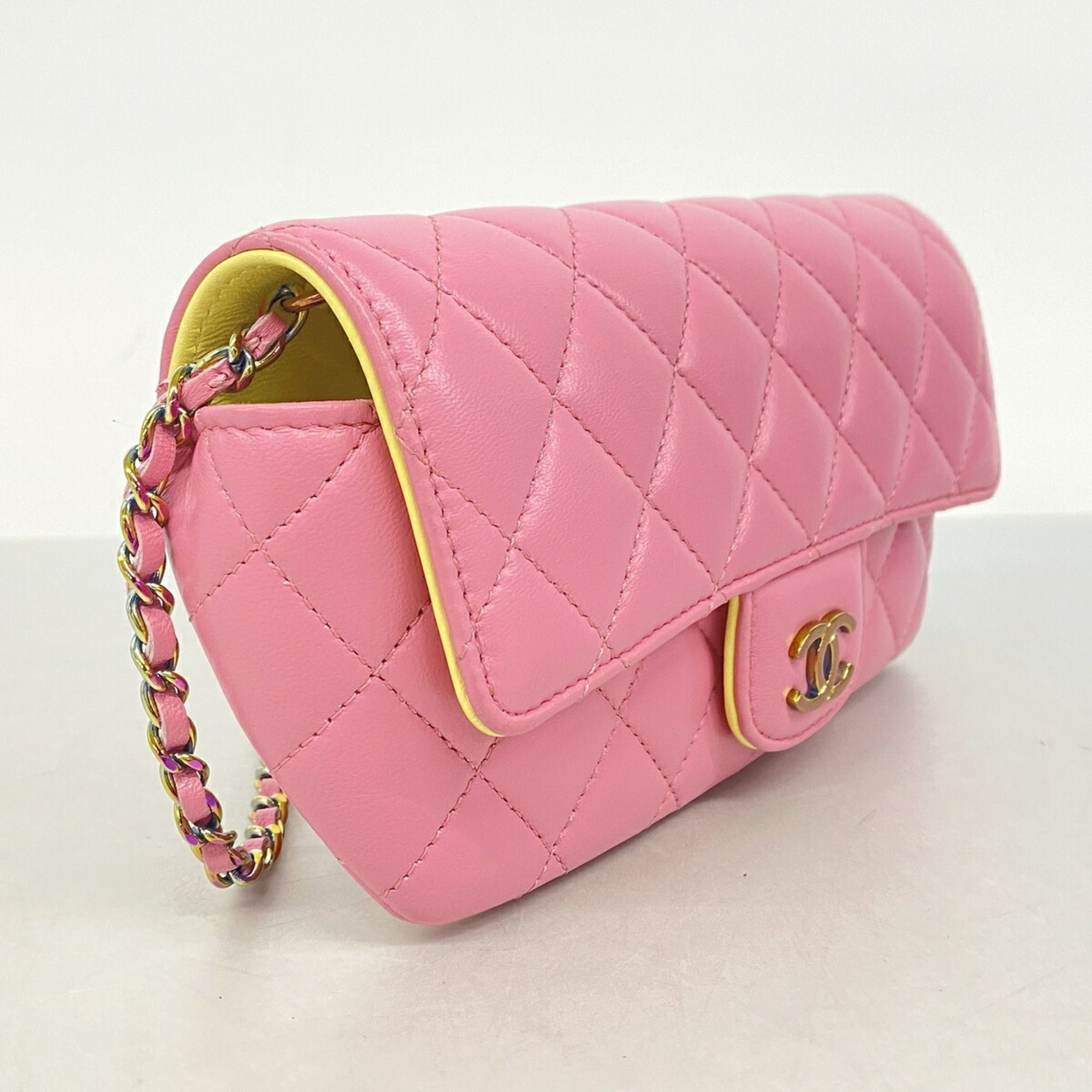 Leather Shoulder Bag (Pre-Owned) - Chanel - Modalova