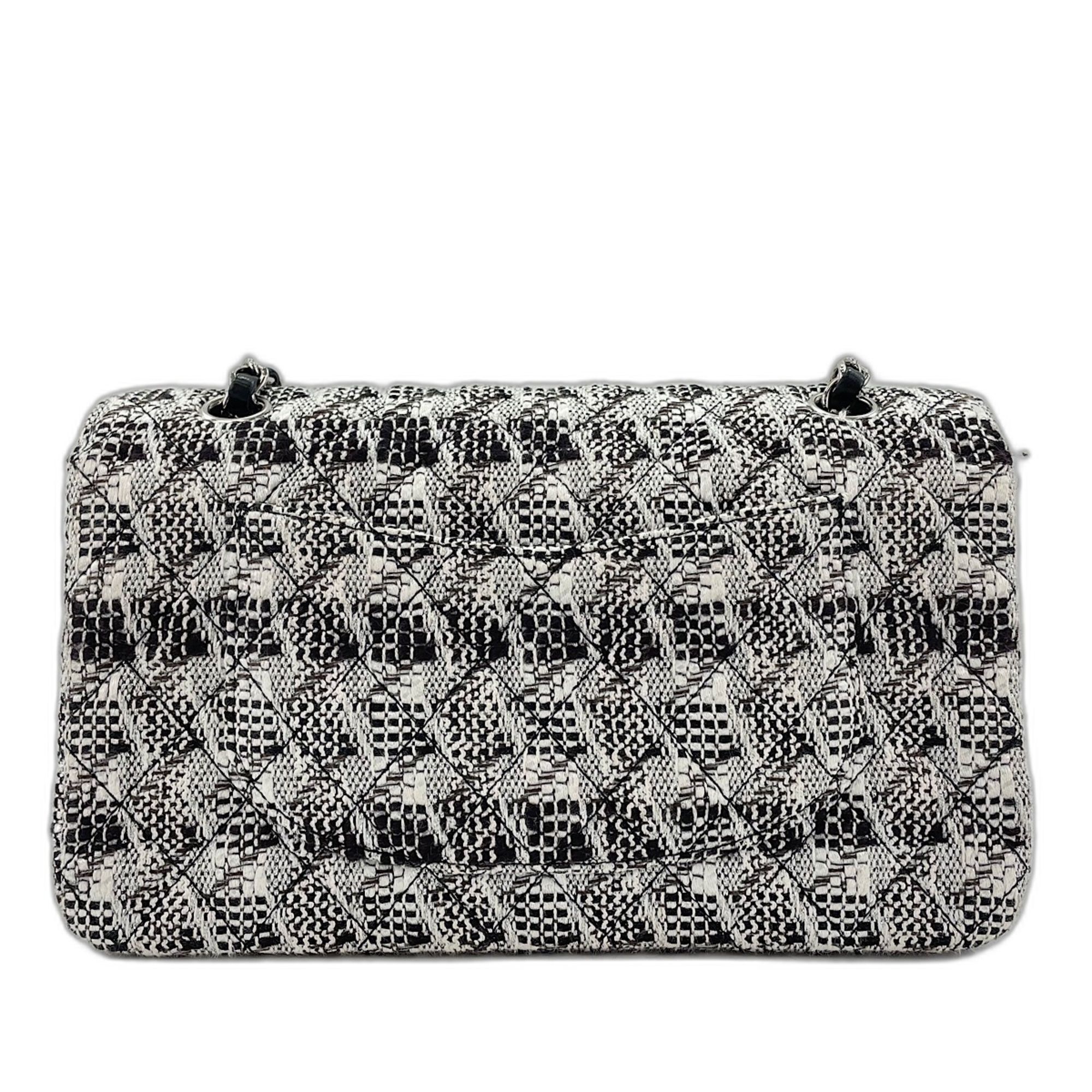 Chanel White Handbag (Pre-Owned) - Chanel - Modalova