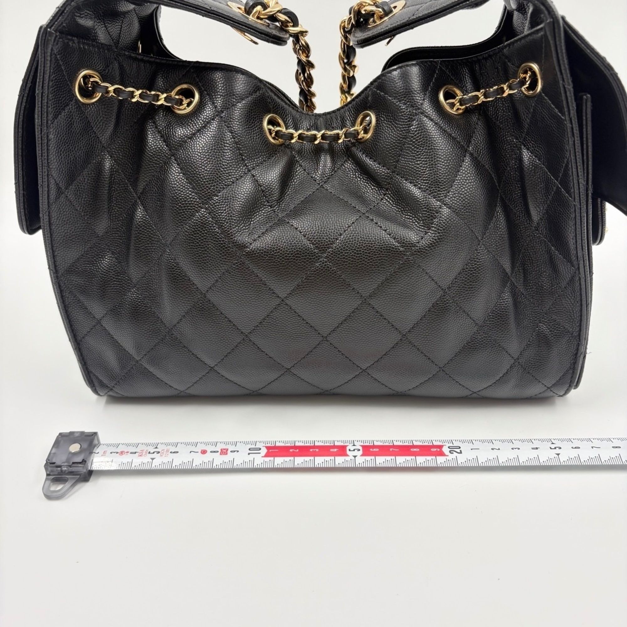 Chanel Black Handbag (Pre-Owned) - Chanel - Modalova