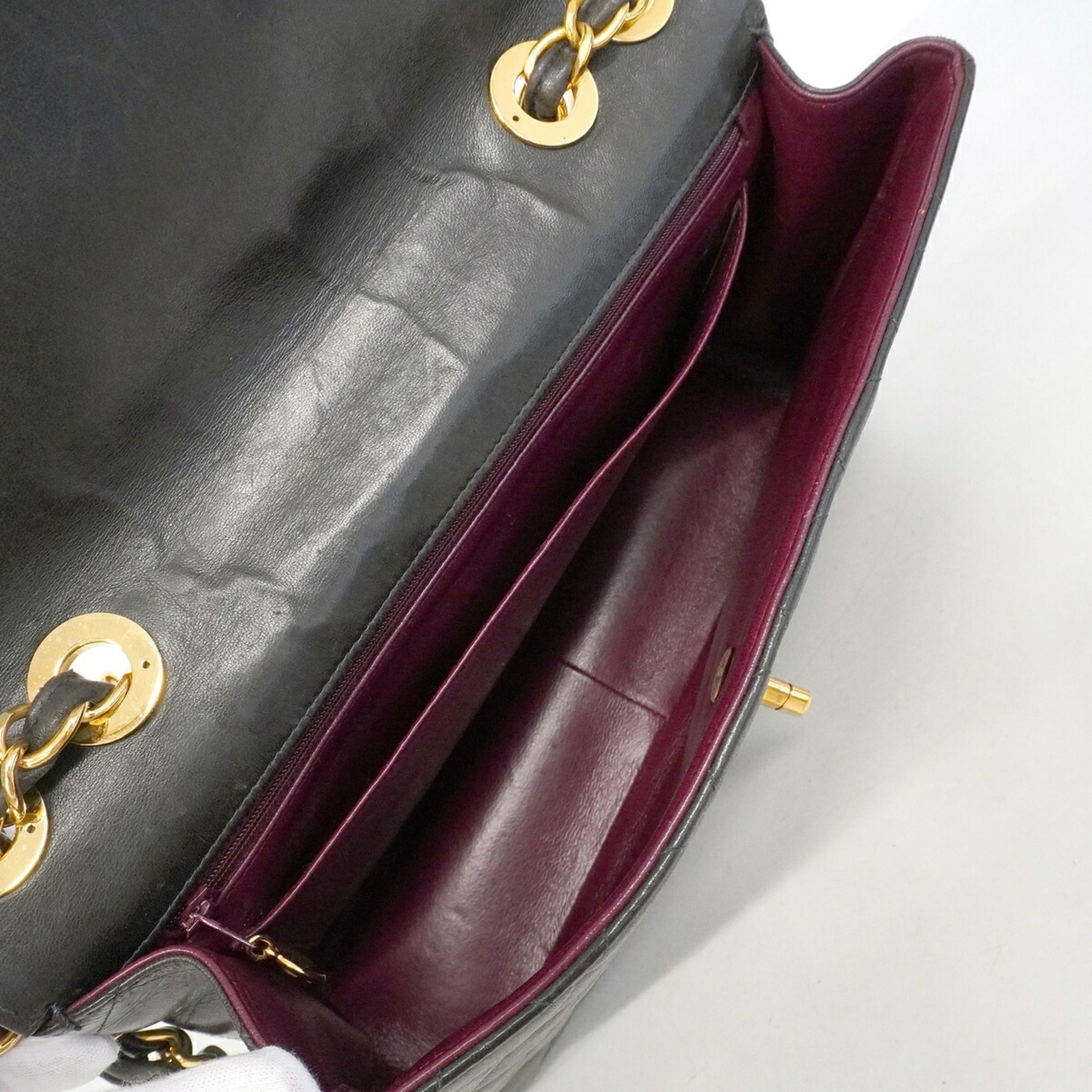 Leather Shoulder Bag (Pre-Owned) - Chanel - Modalova