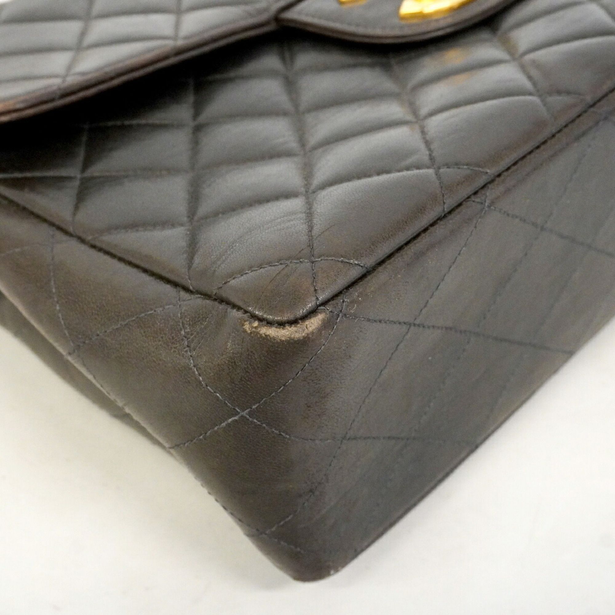 Leather Shoulder Bag (Pre-Owned) - Chanel - Modalova