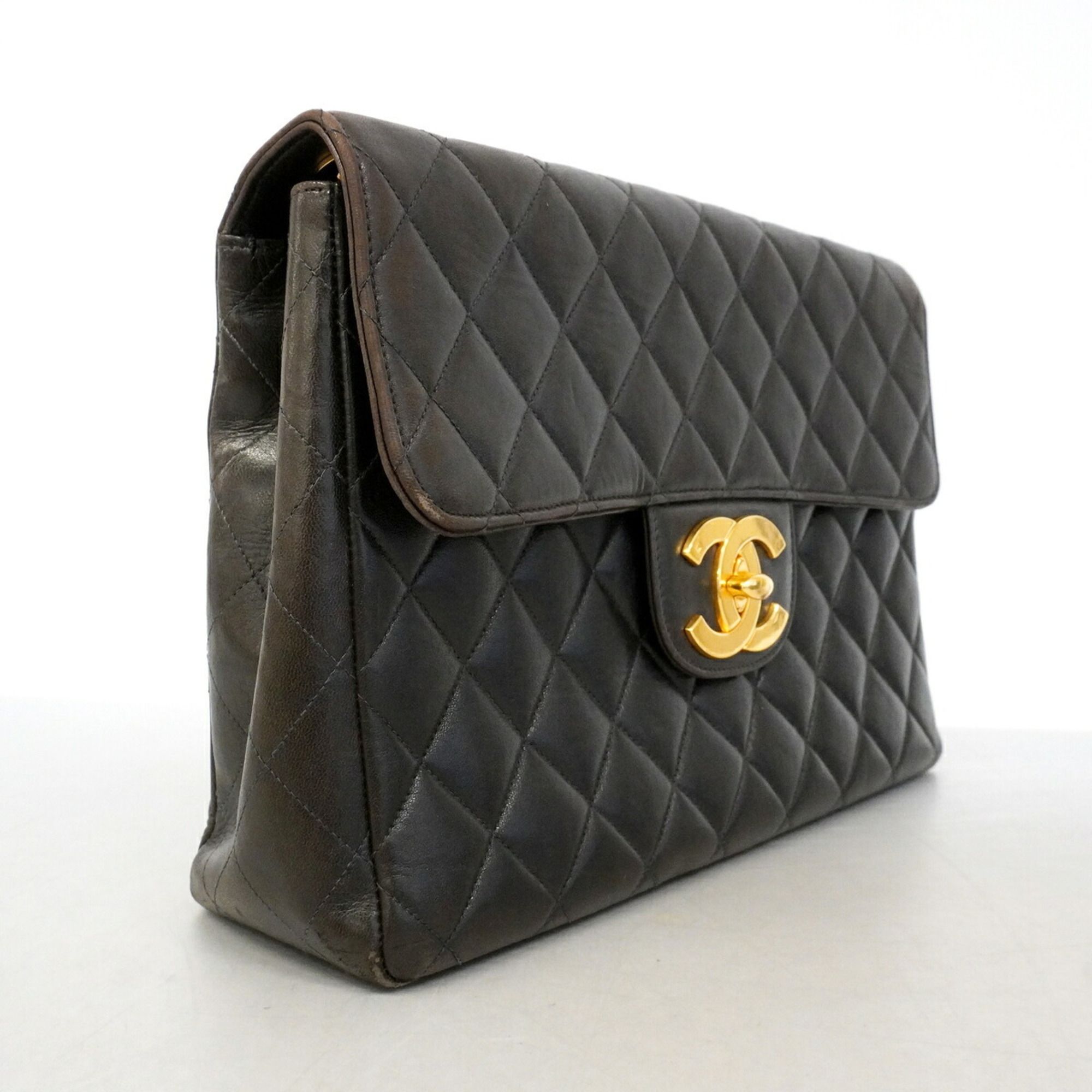 Leather Shoulder Bag (Pre-Owned) - Chanel - Modalova