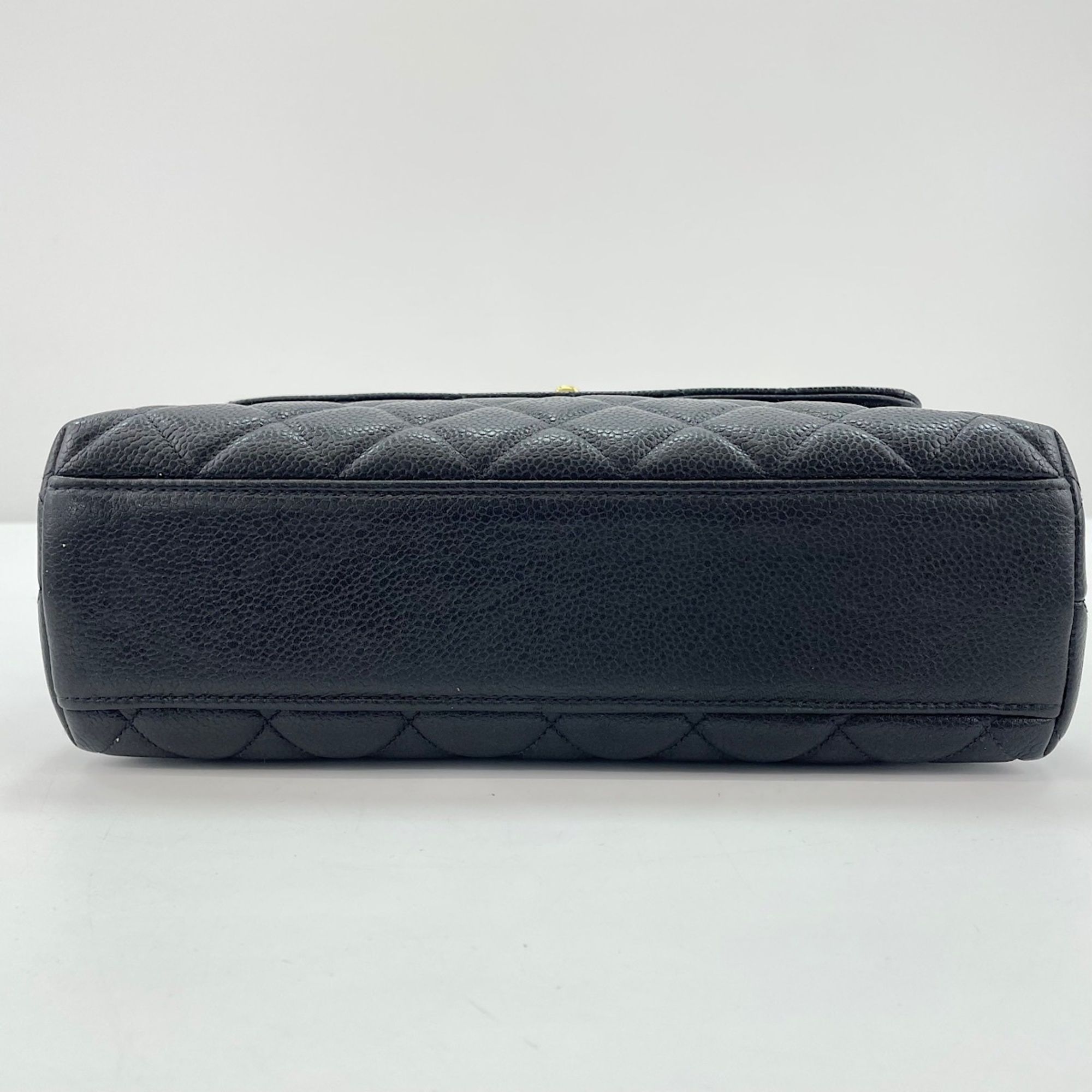 Chanel Black Handbag (Pre-Owned) - Chanel - Modalova