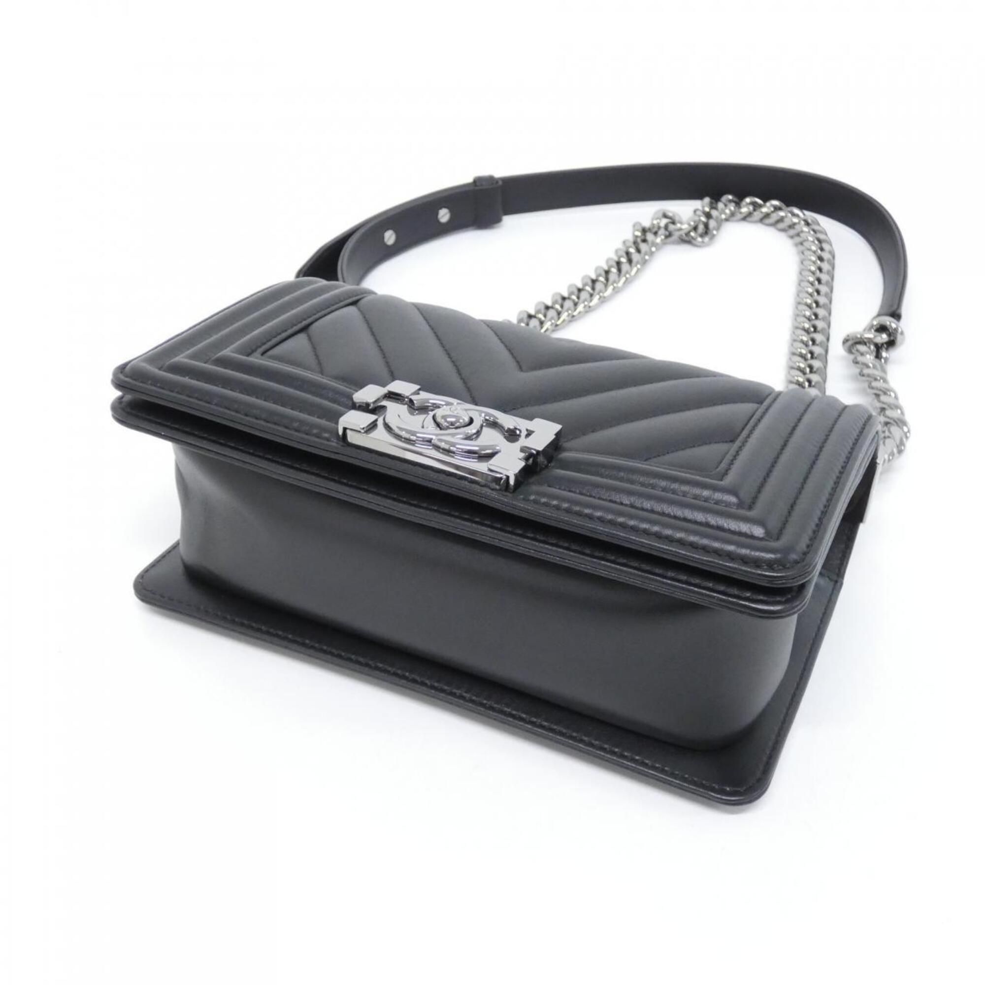 Leather Shoulder Bag (Pre-Owned) - Chanel - Modalova