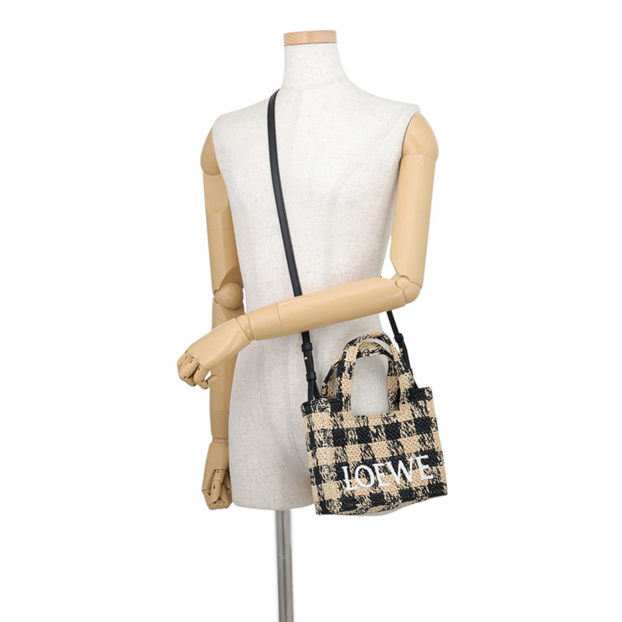 Raffia Leather Handbag (Pre-Owned) - Loewe - Modalova