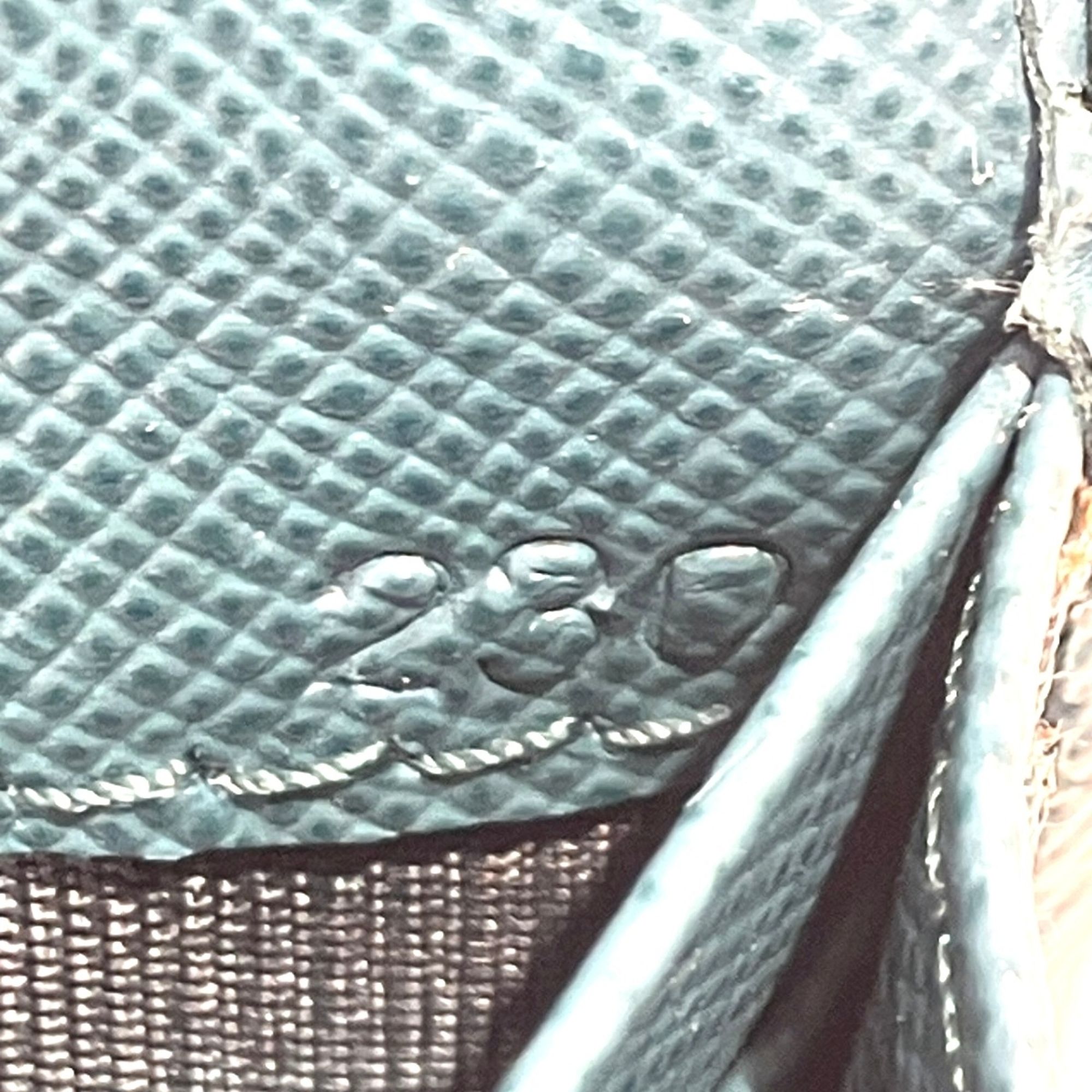 Leather Long Wallet (Bi-Fold) (Pre-Owned) - Prada - Modalova