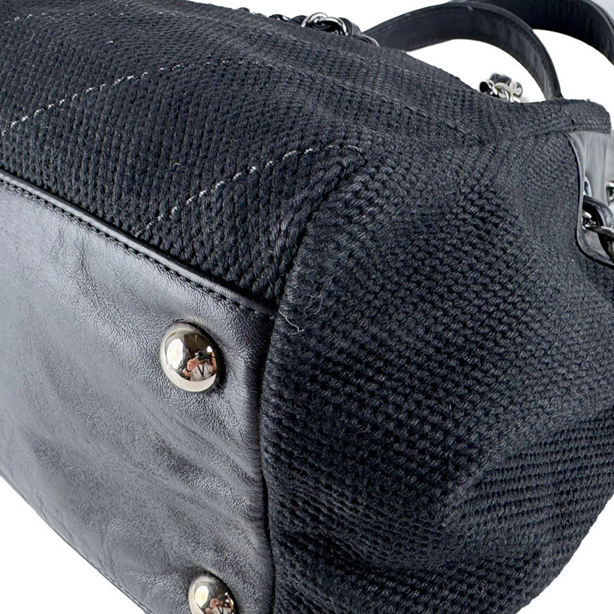 Canvas Leather Shoulder Bag (Pre-Owned) - Chanel - Modalova