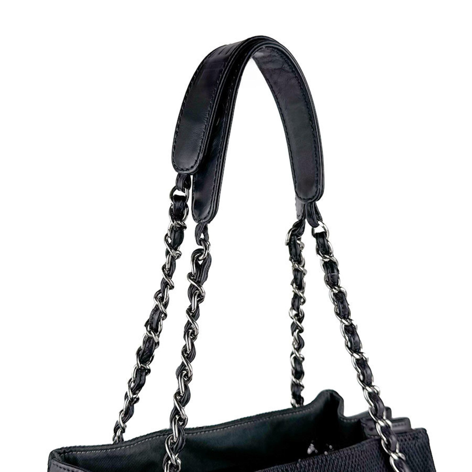 Canvas Leather Shoulder Bag (Pre-Owned) - Chanel - Modalova