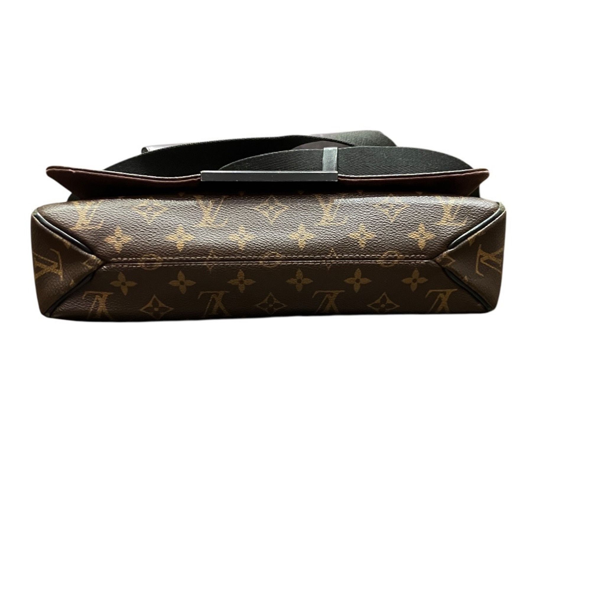 Canvas Shoulder Bag (Pre-Owned) - Louis Vuitton - Modalova