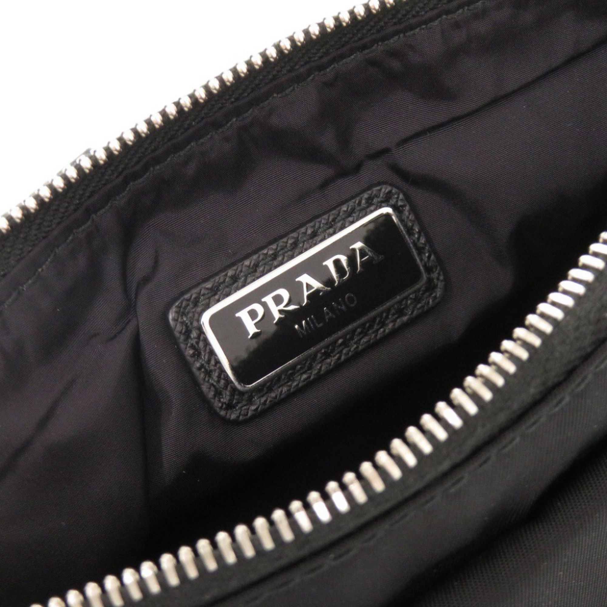 Nylon Clutch Bag (Pre-Owned) - Prada - Modalova