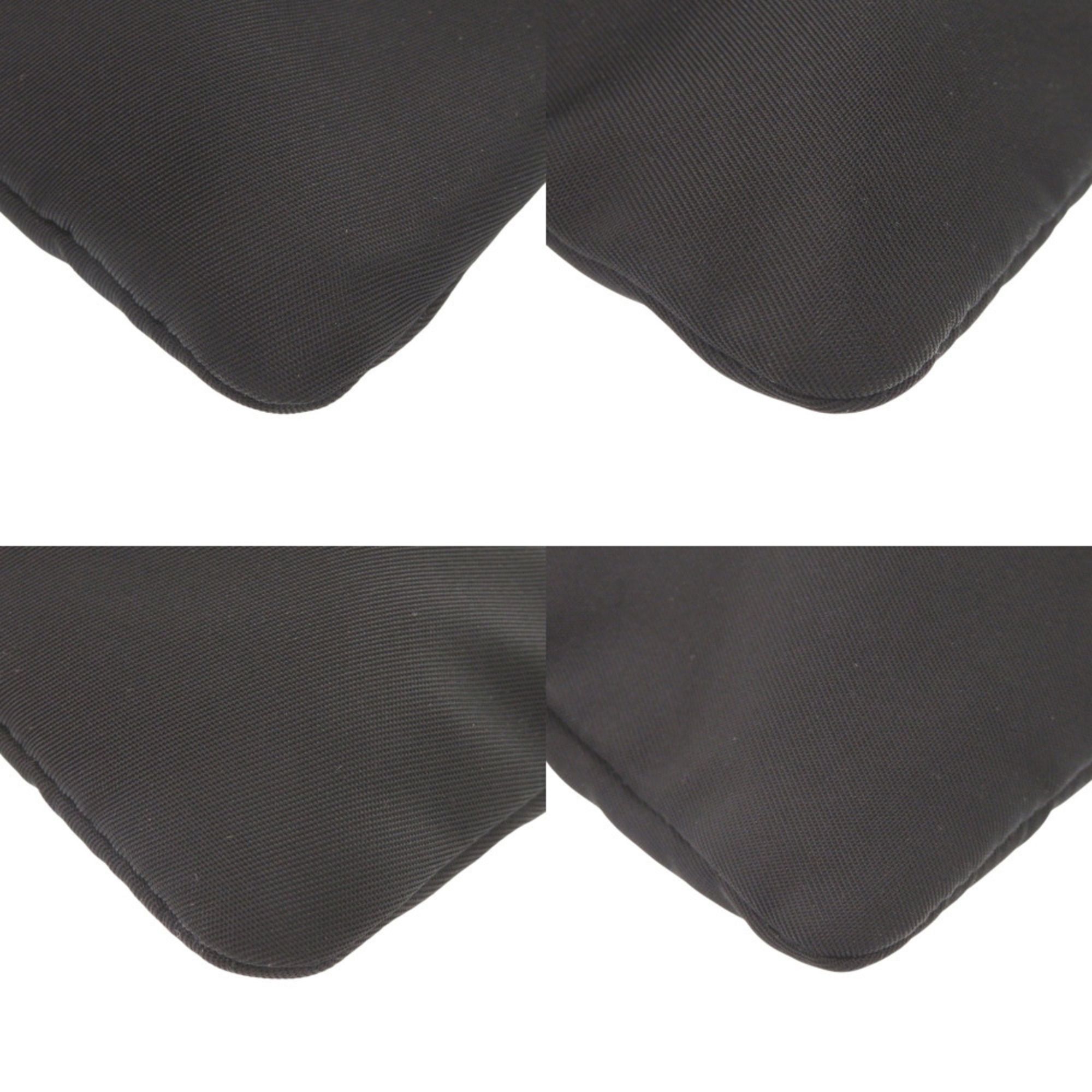 Nylon Clutch Bag (Pre-Owned) - Prada - Modalova
