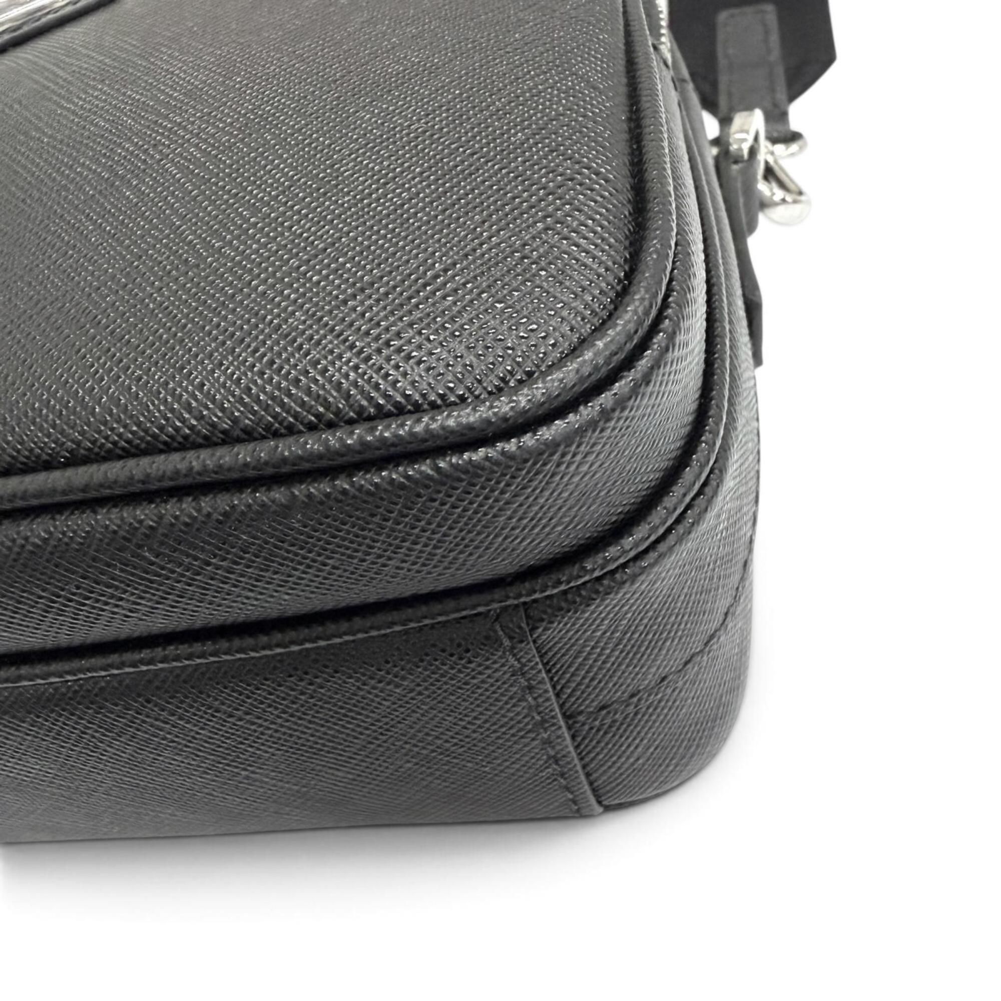 Leather Pouch Shoulder Bag (Pre-Owned) - Prada - Modalova