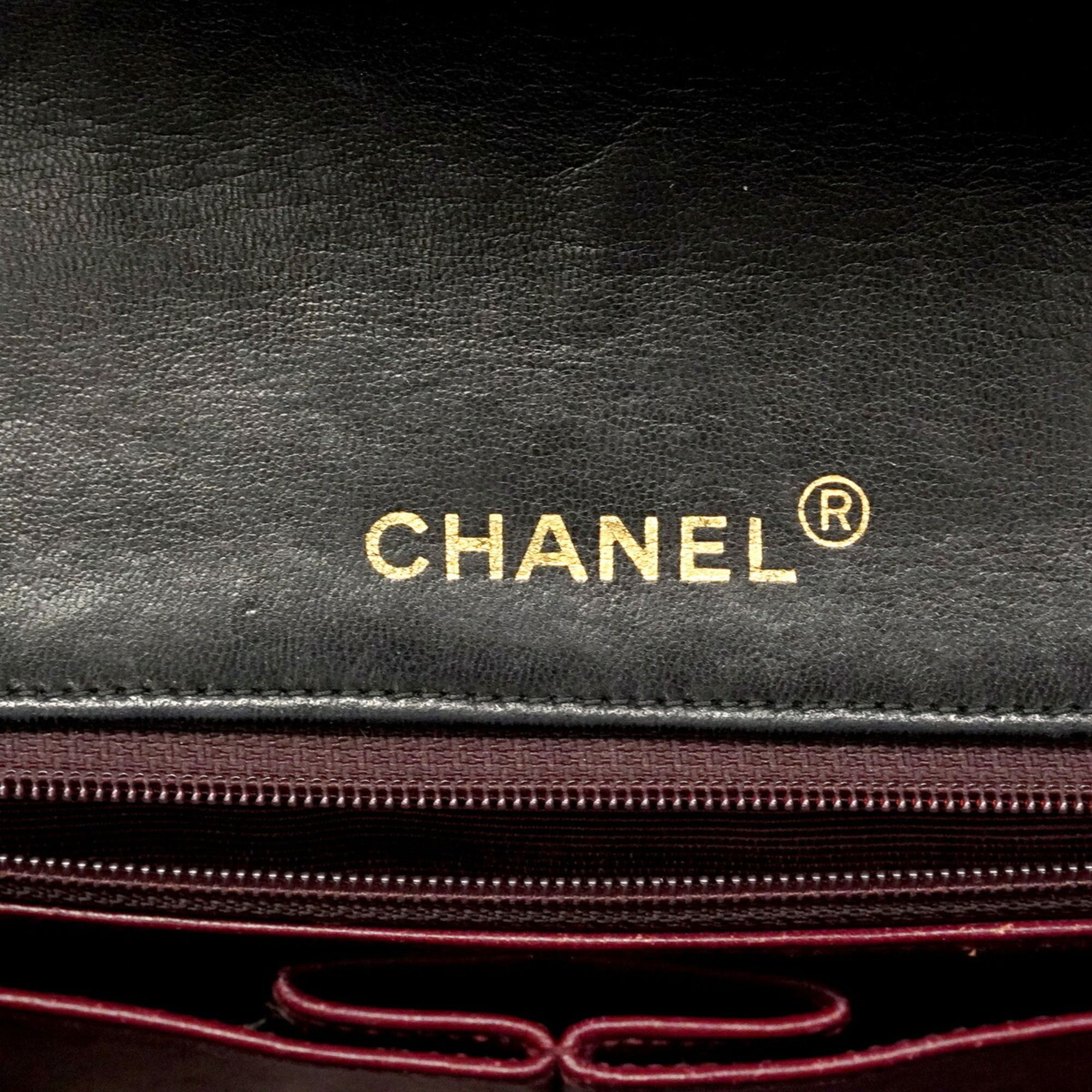 Leather Shoulder Bag (Pre-Owned) - Chanel - Modalova