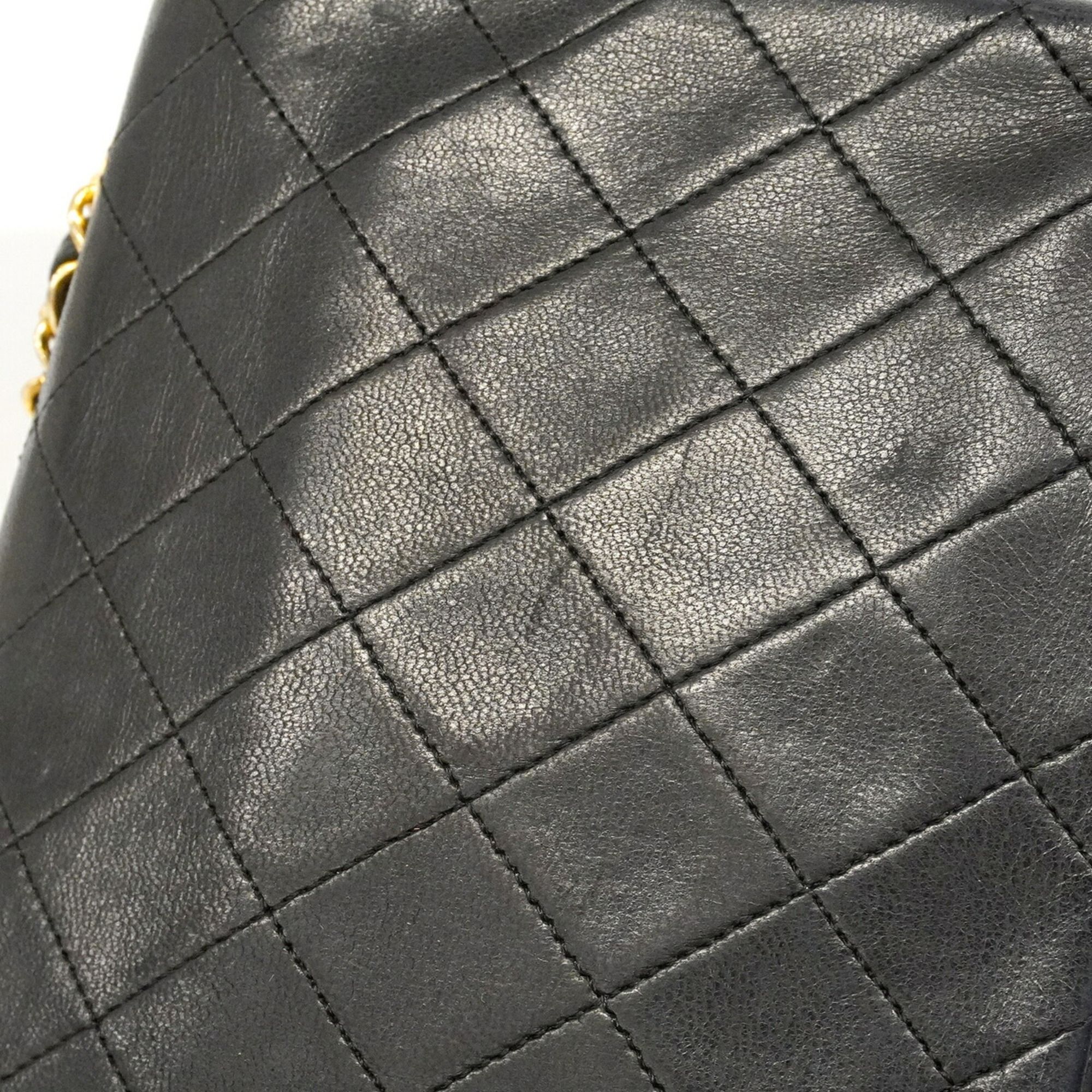 Leather Shoulder Bag (Pre-Owned) - Chanel - Modalova