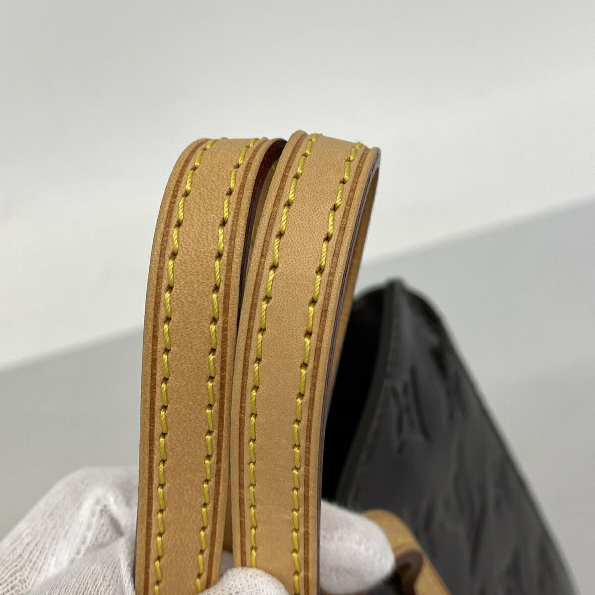 Handbag (Pre-Owned) - Louis Vuitton - Modalova