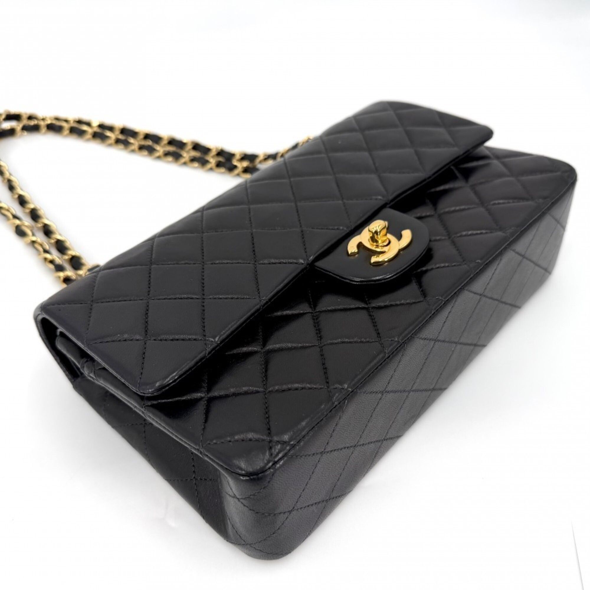Leather Shoulder Bag (Pre-Owned) - Chanel - Modalova
