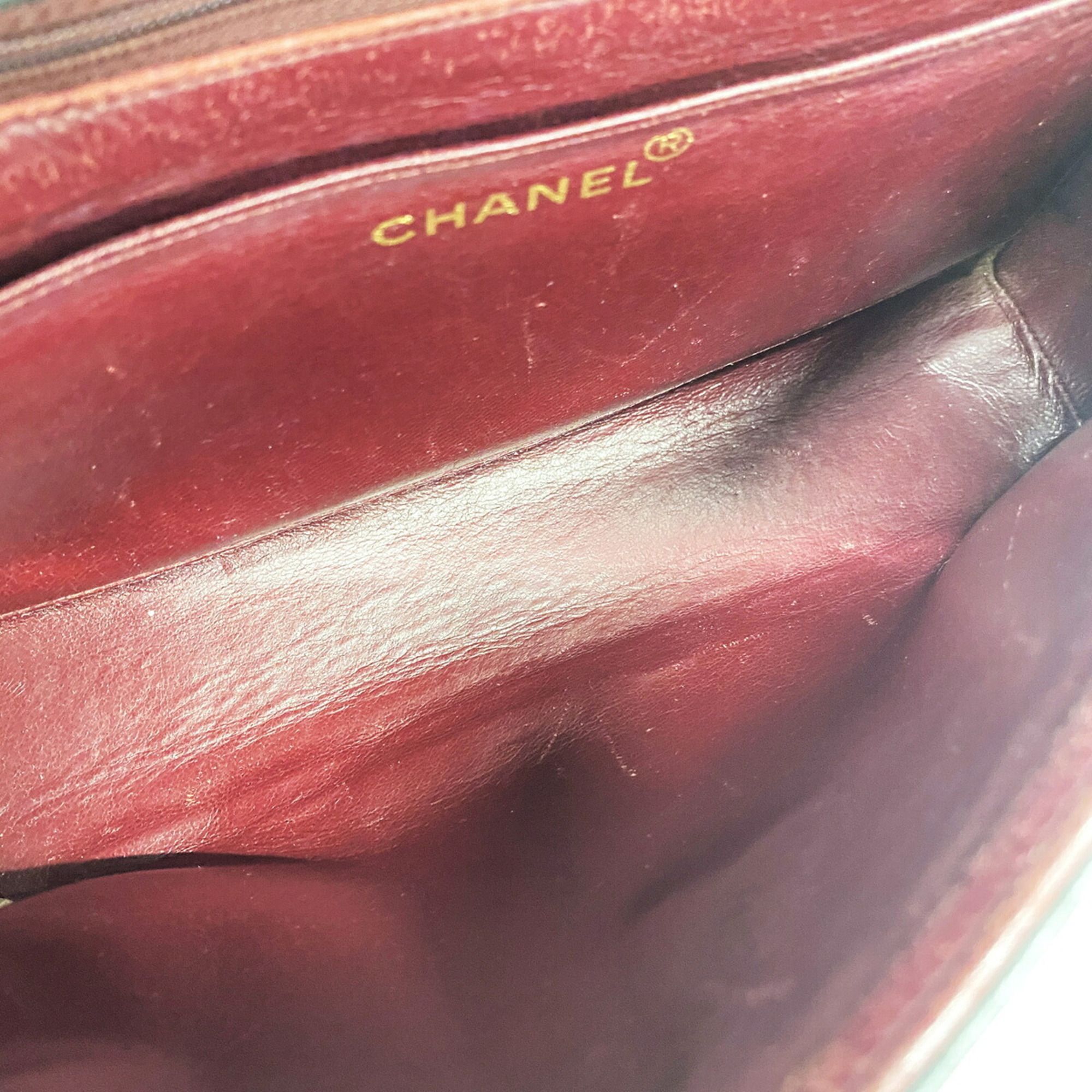 Leather Shoulder Bag (Pre-Owned) - Chanel - Modalova