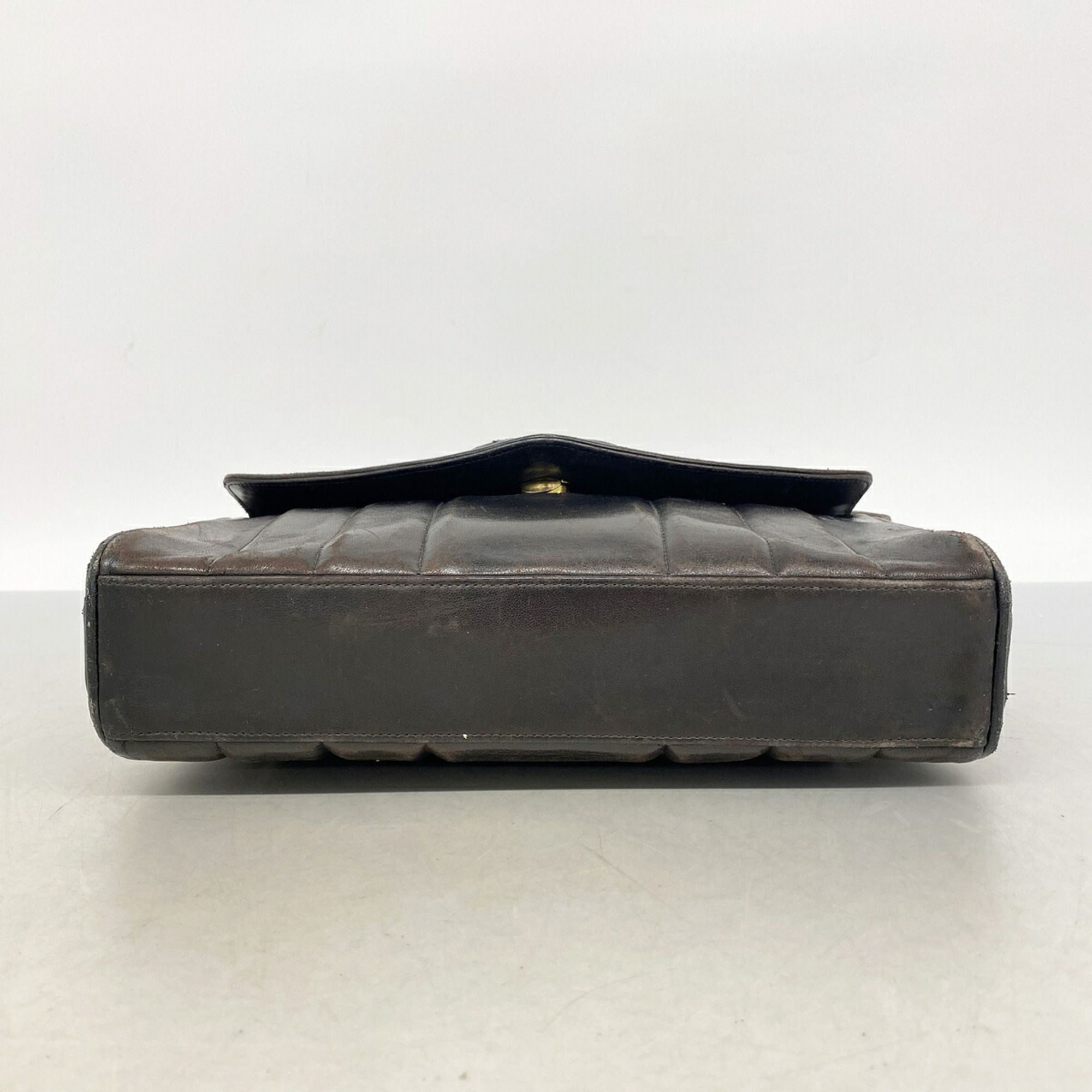 Leather Shoulder Bag (Pre-Owned) - Chanel - Modalova