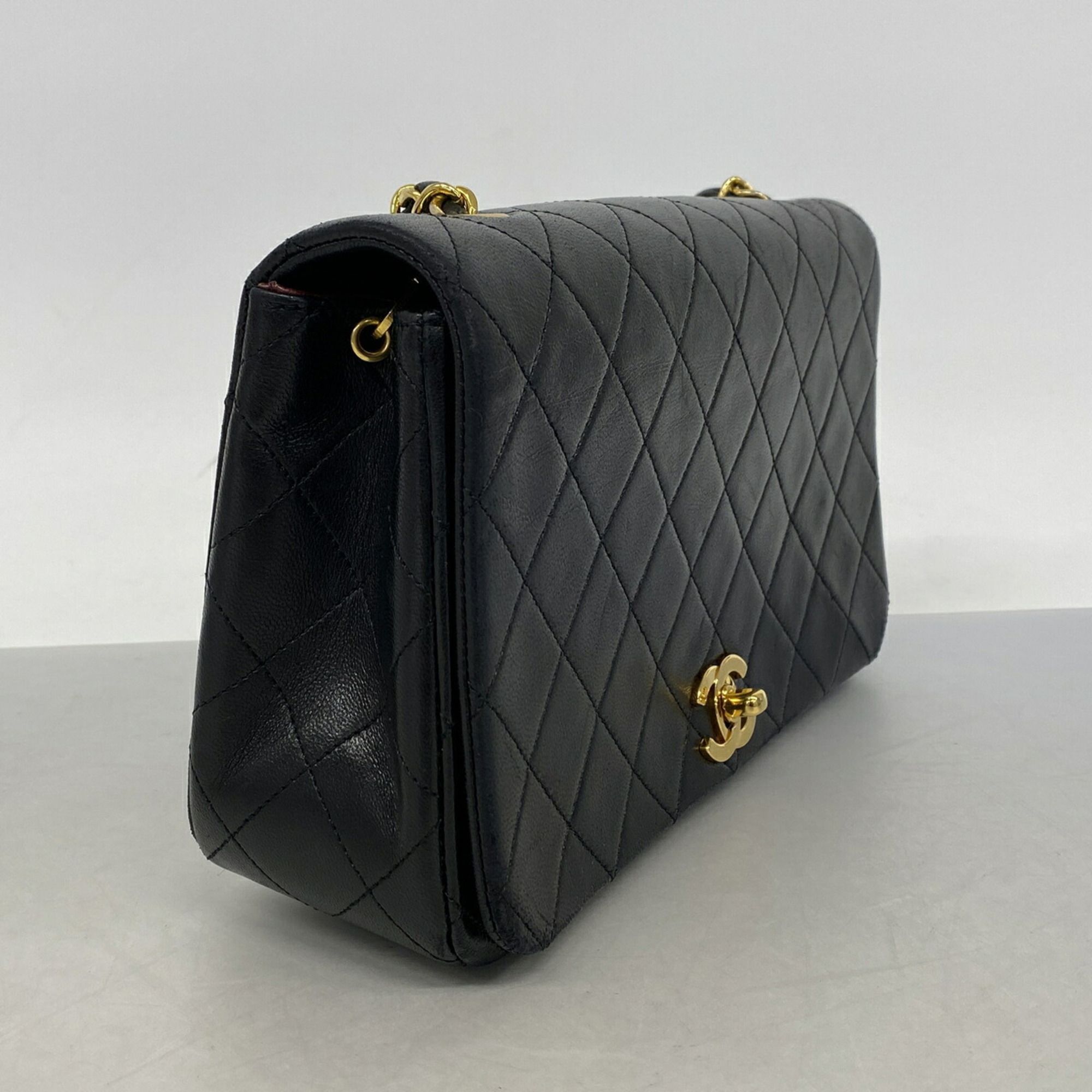 Leather Shoulder Bag (Pre-Owned) - Chanel - Modalova