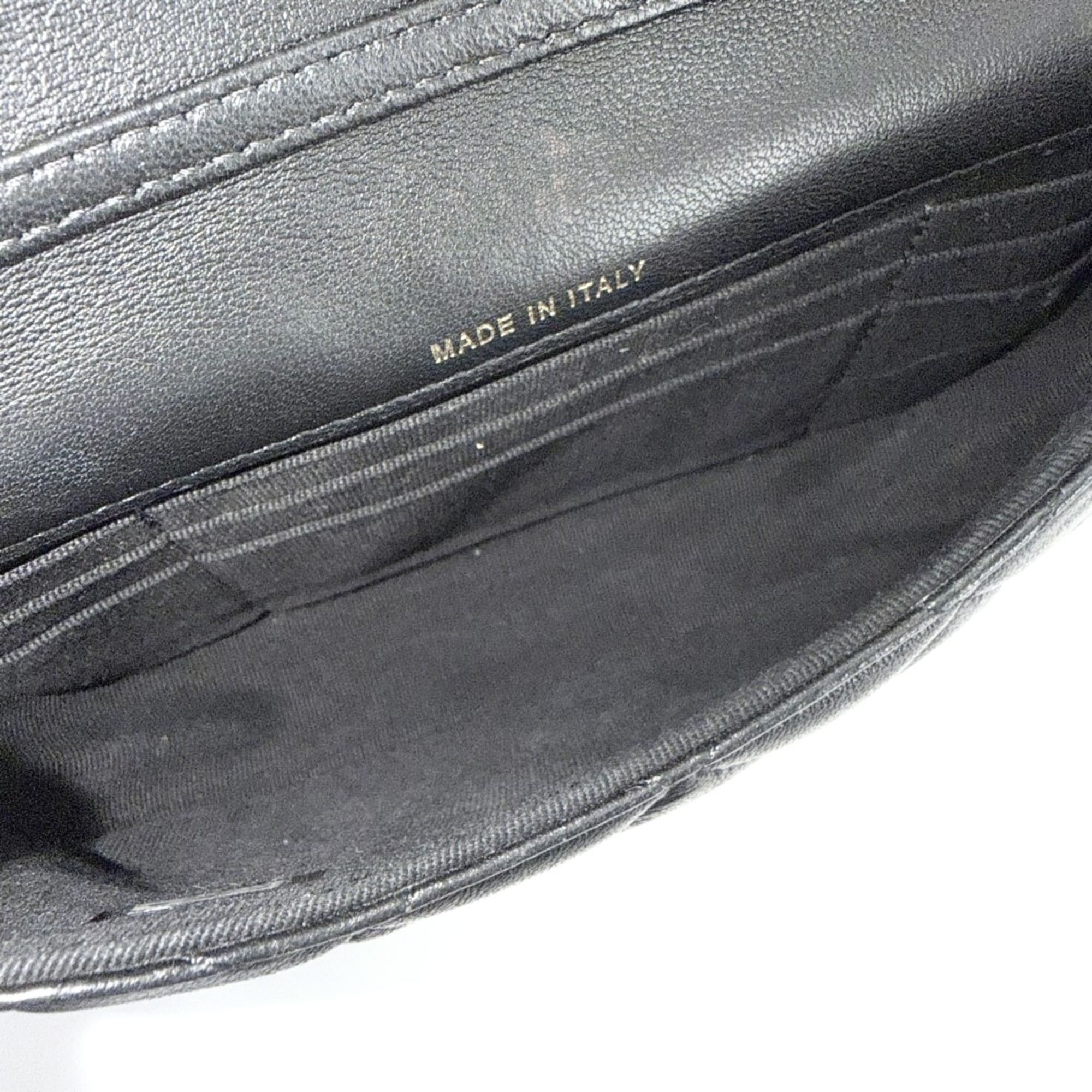 Matelasse Leather Pochette Shoulder Bag (Pre-Owned) - Chanel - Modalova