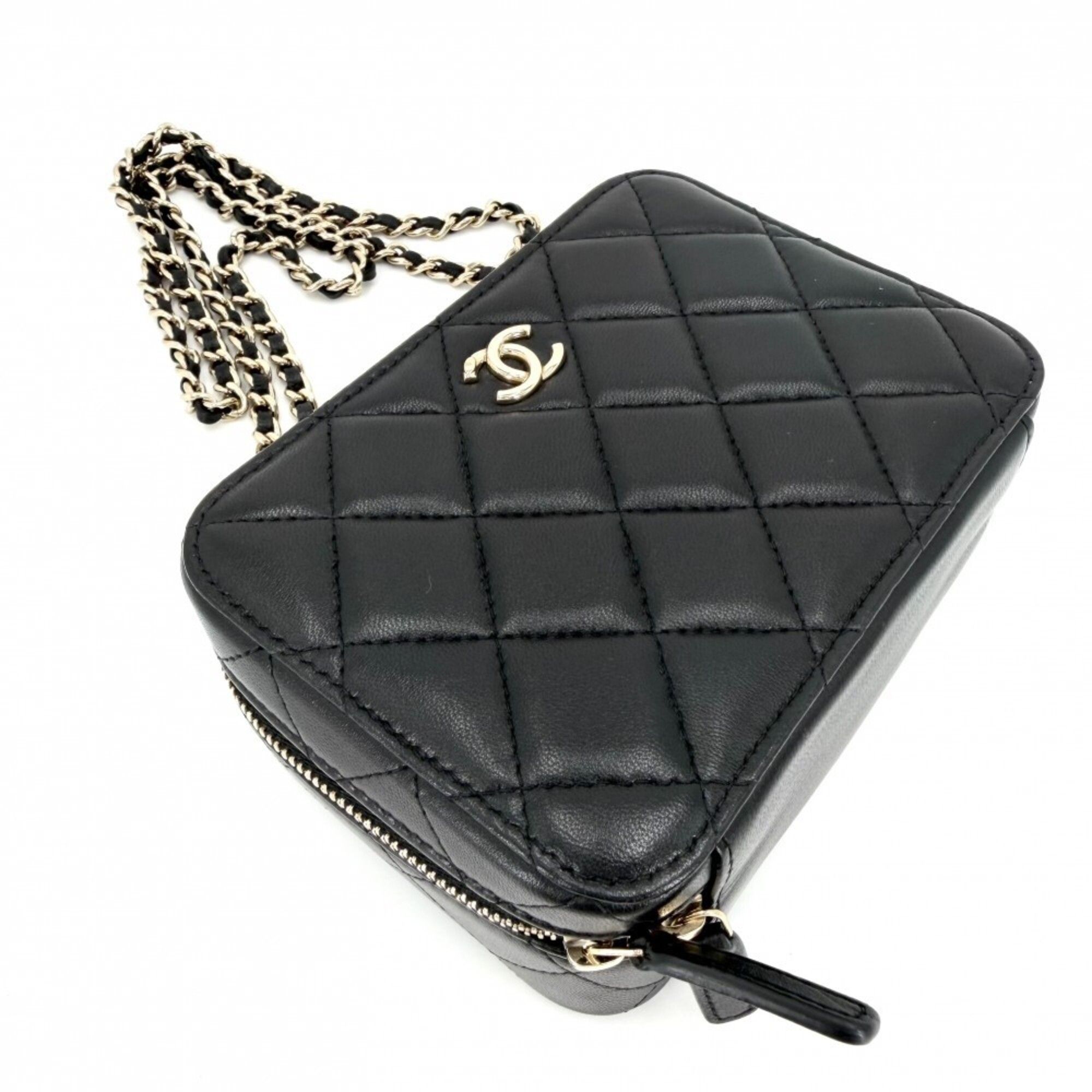 Matelasse Leather Pochette Shoulder Bag (Pre-Owned) - Chanel - Modalova